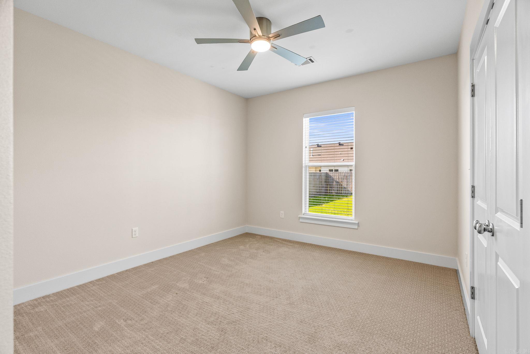 IVY PLACE - Residential