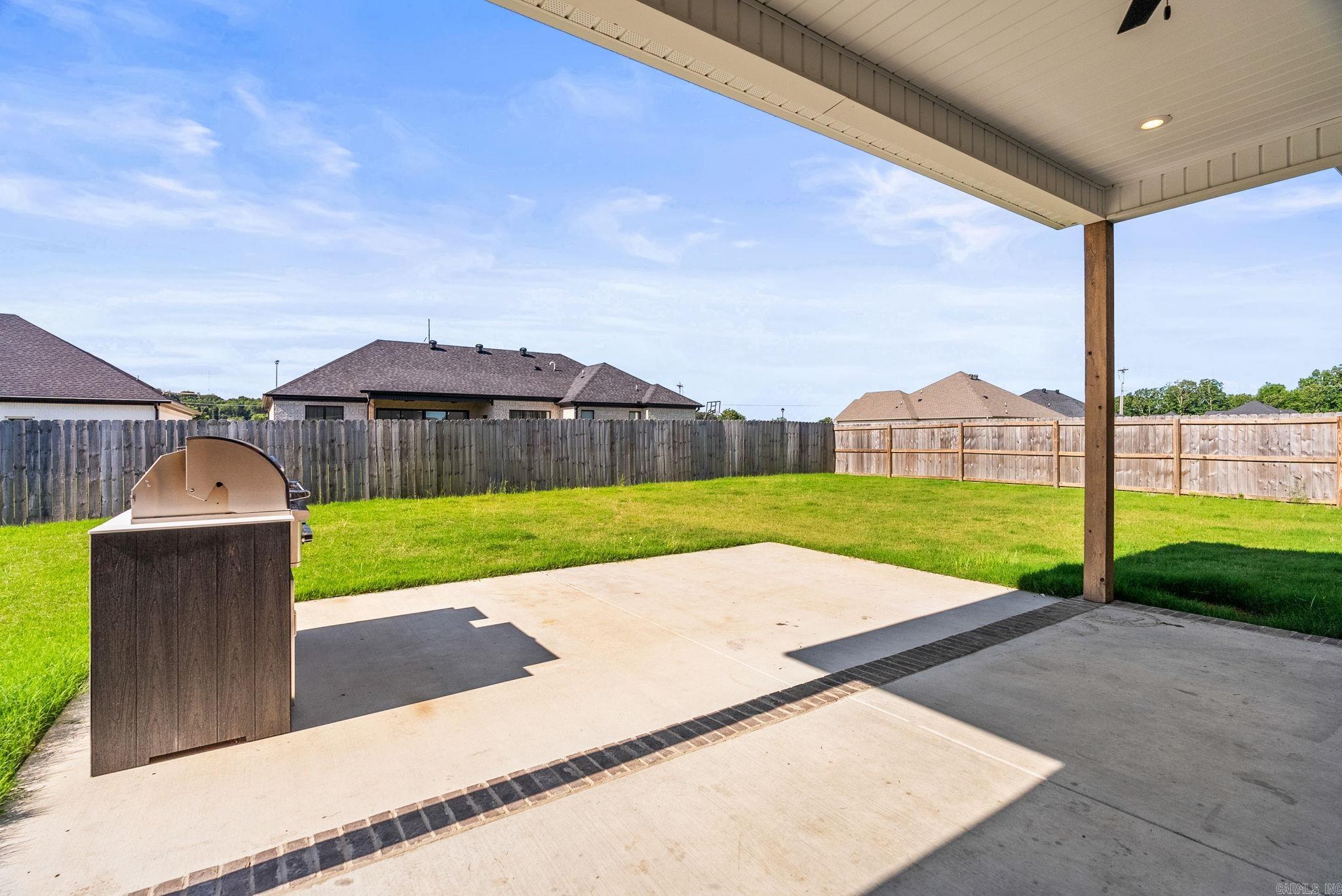 IVY PLACE - Residential