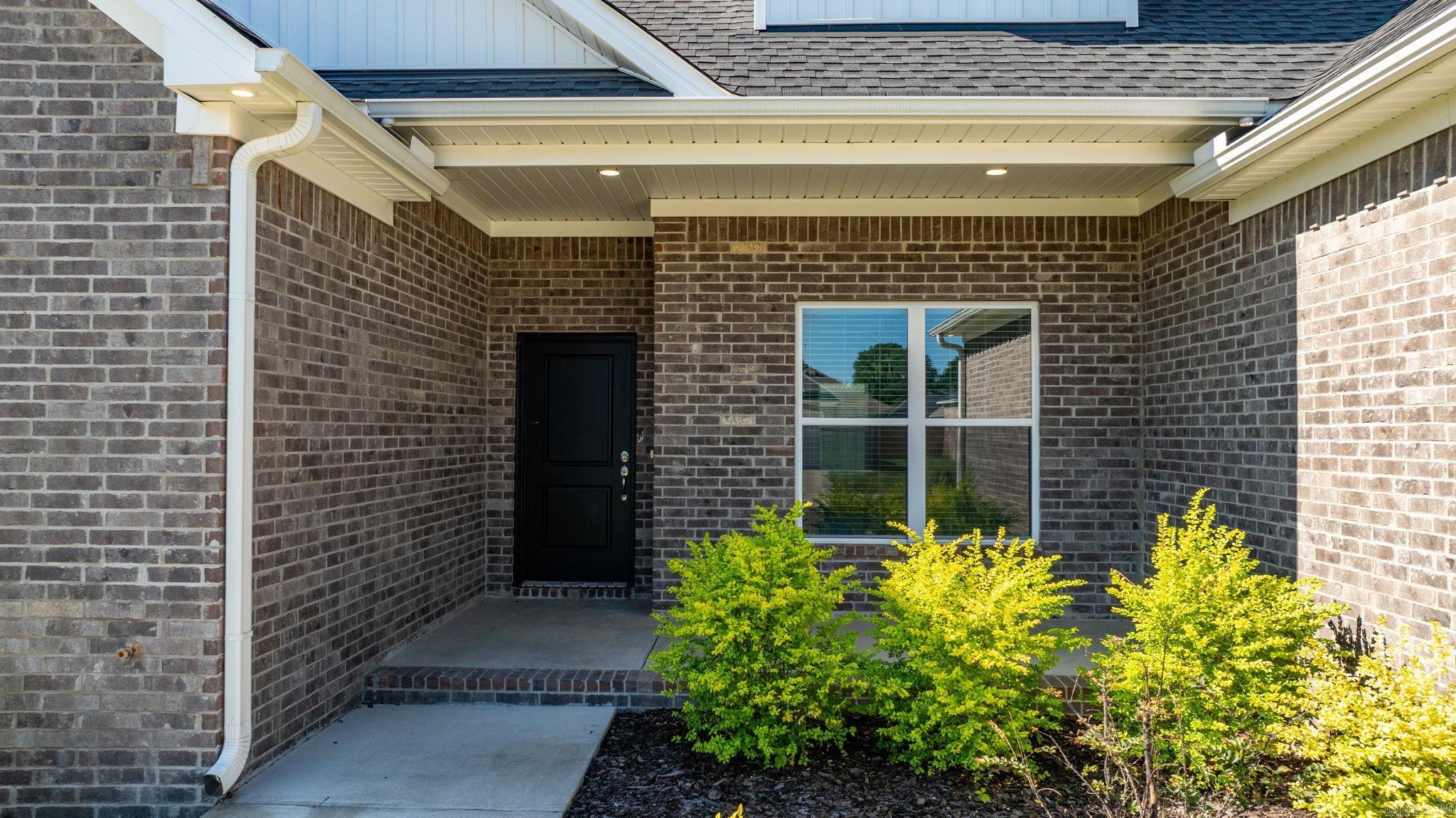 IVY PLACE - Residential