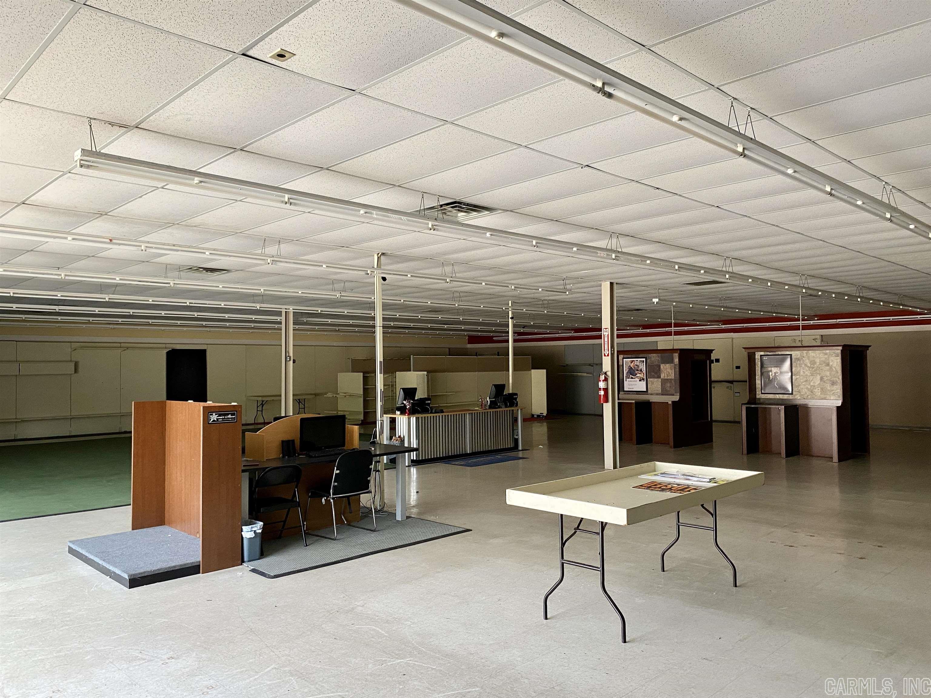 Metes & Bounds - Commercial Sale