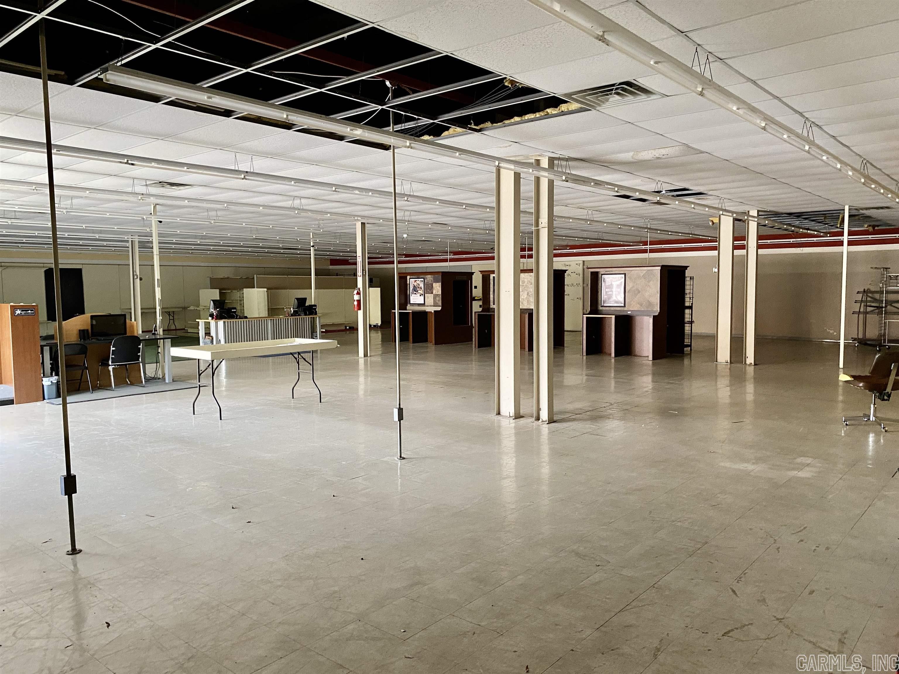 Metes & Bounds - Commercial Sale