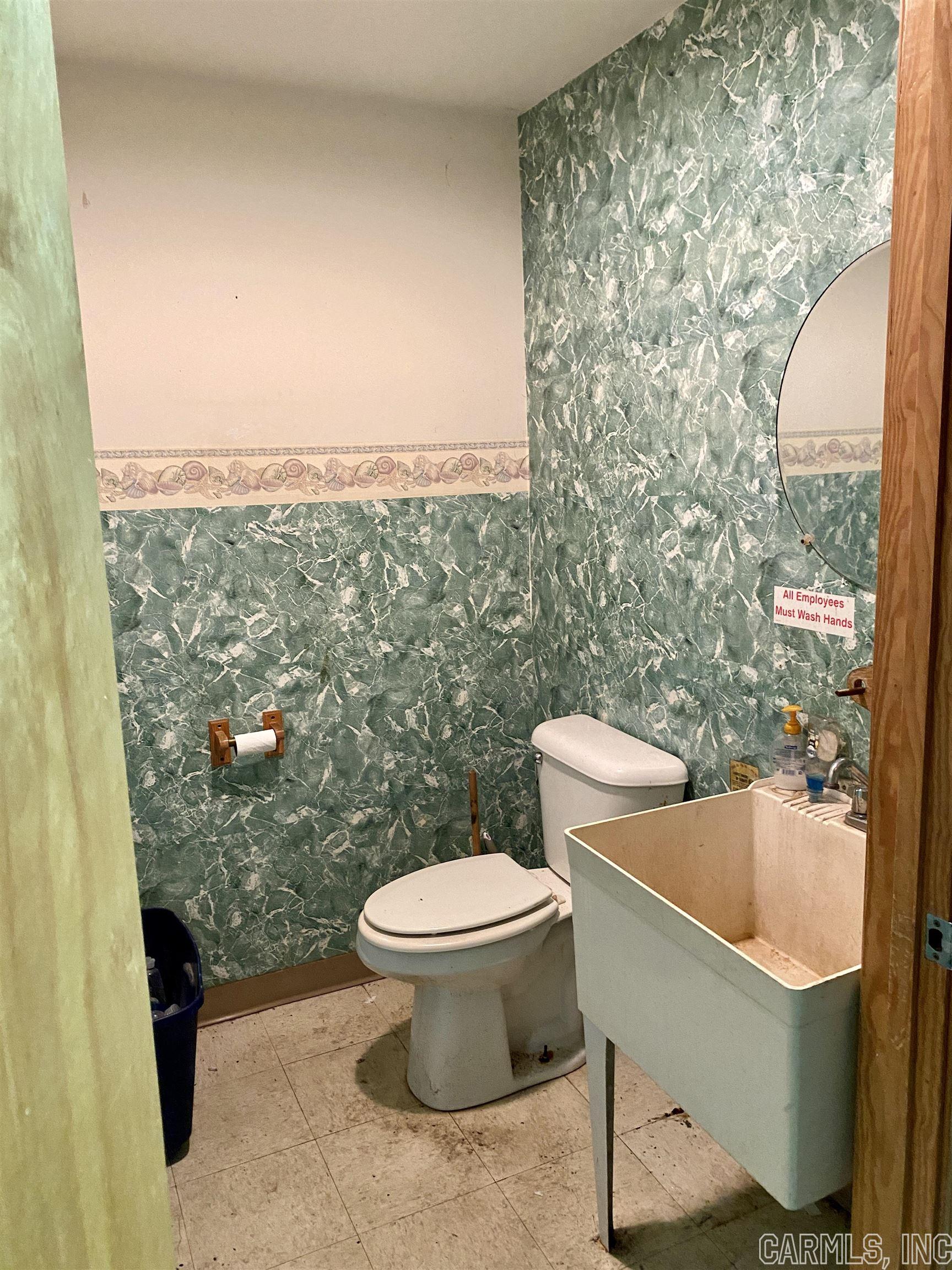 Metes & Bounds - Commercial Sale