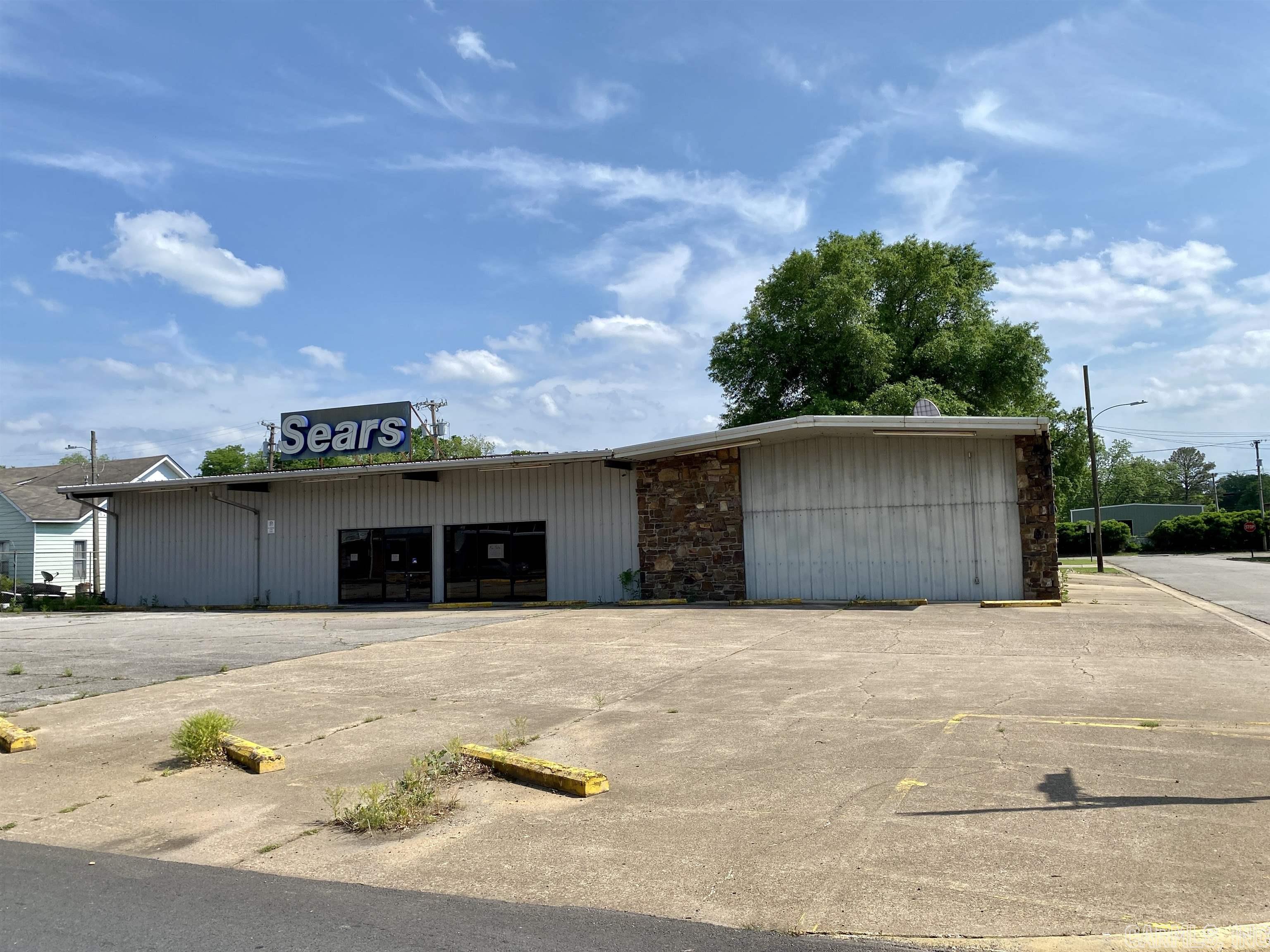 Metes & Bounds - Commercial Sale