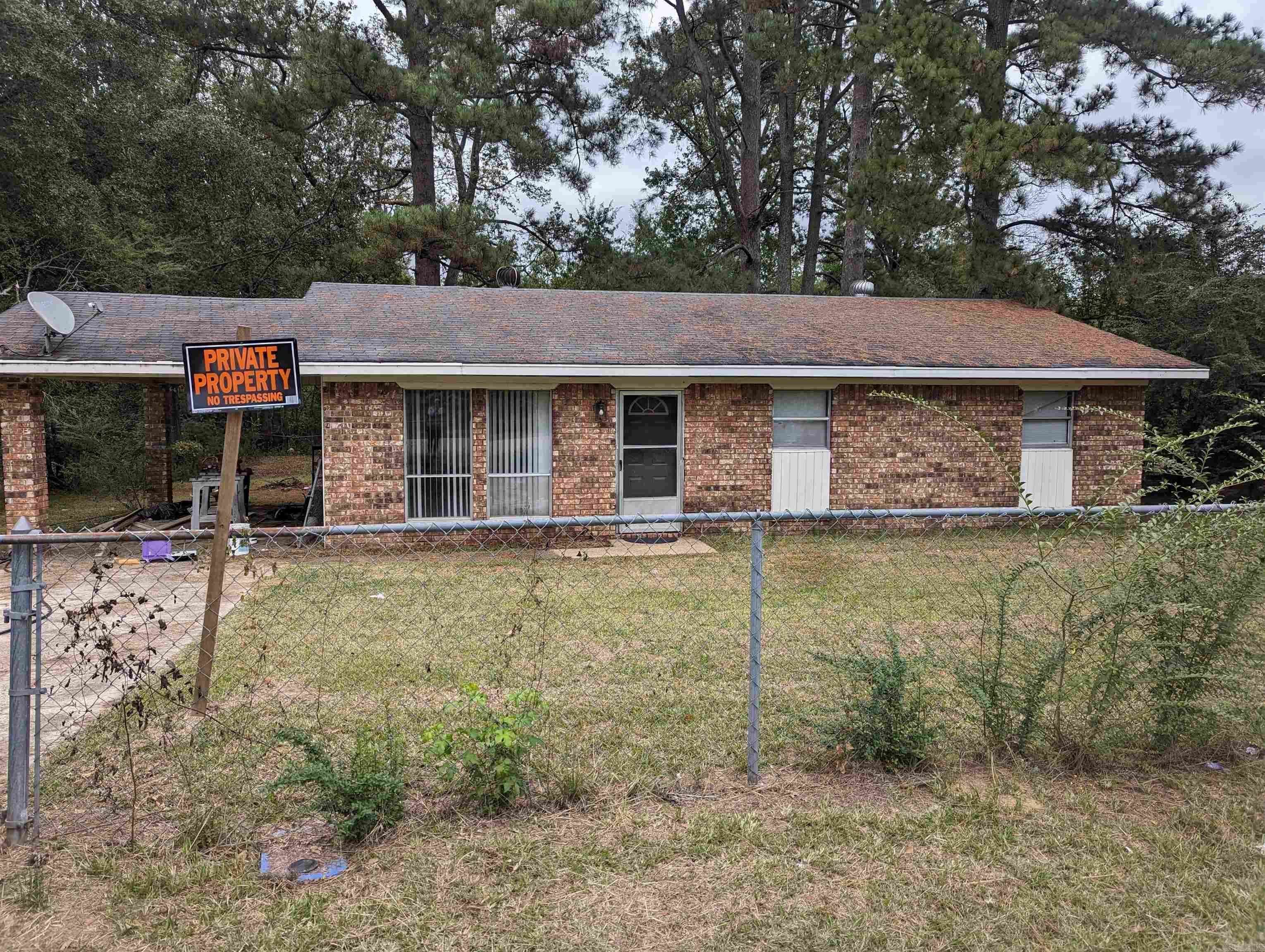 Don't miss out on this cozy little ranch-style home located in a quiet neighborhood in Fordyce. This 3 bedroom, 2 bath home has been newly remodeled and makes a great starter home. The home has a fenced yard perfect for children and pets. Check this one out today.