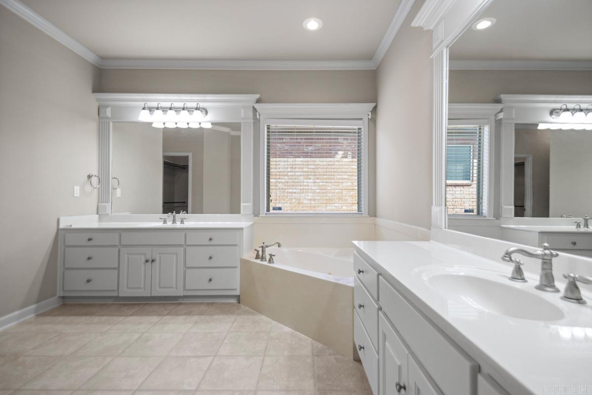 MAUMELLE VALLEY ESTATES - Residential