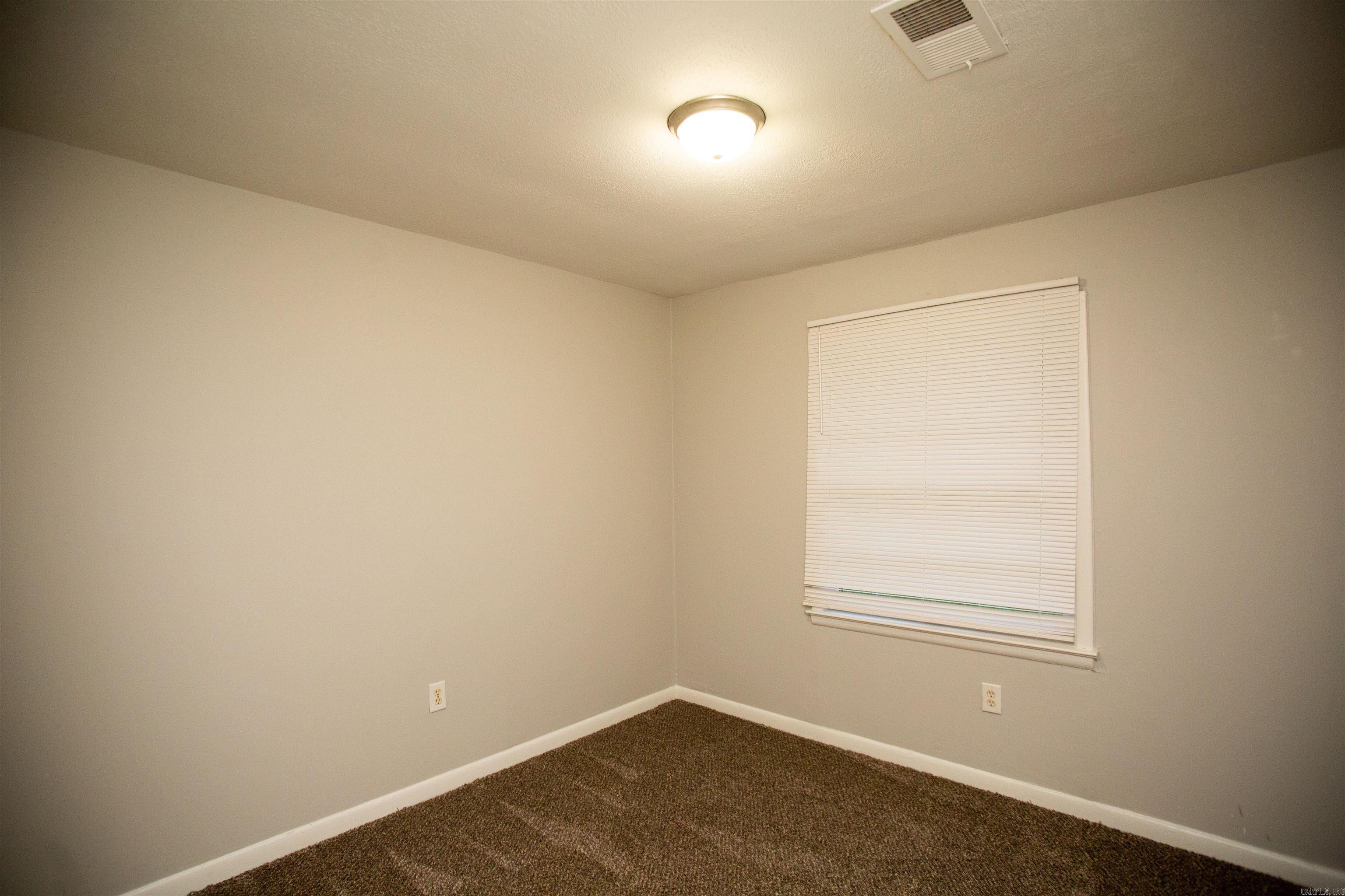 Barrow John 2L - Residential Lease