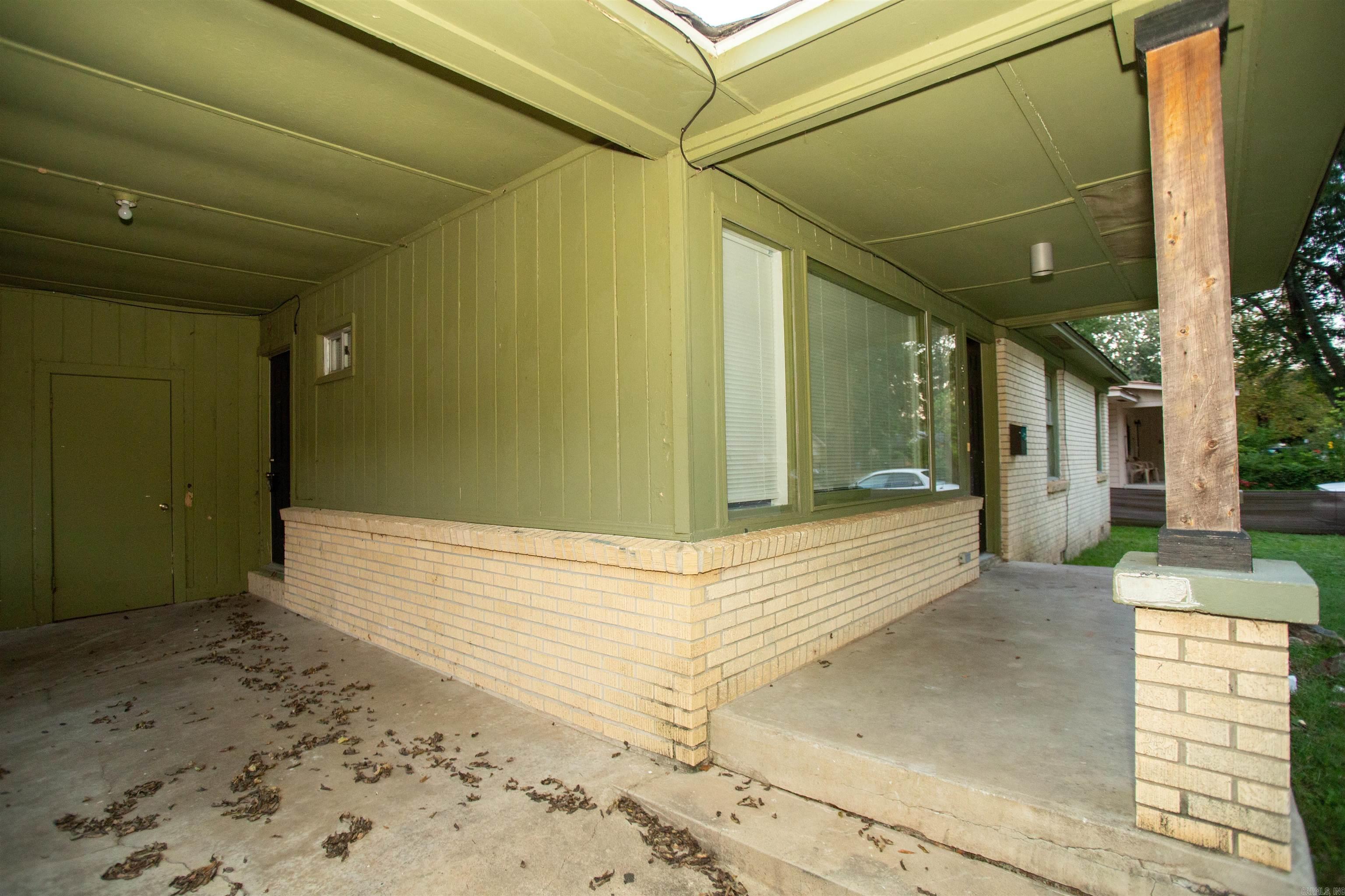 Barrow John 2L - Residential Lease