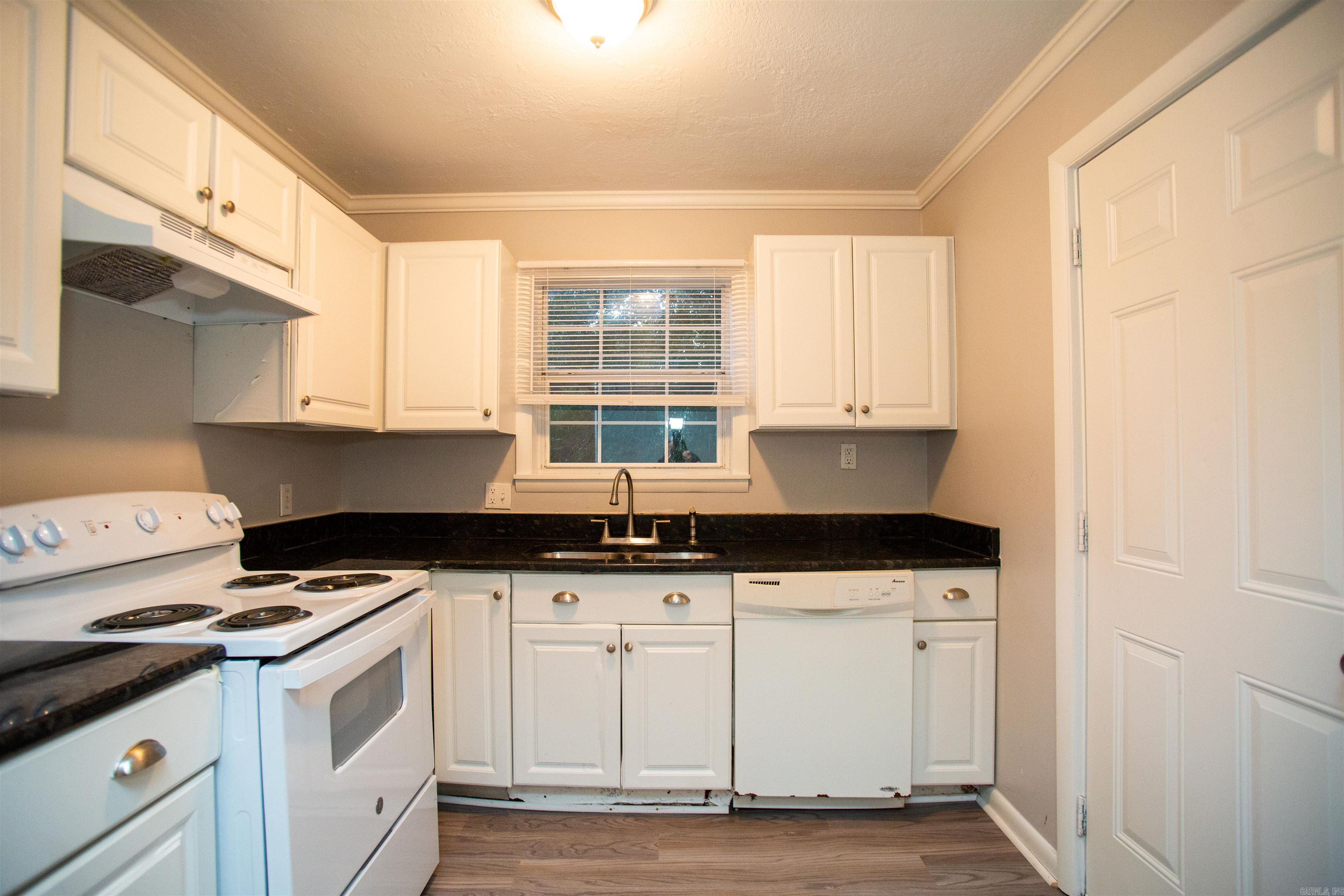 Barrow John 2L - Residential Lease