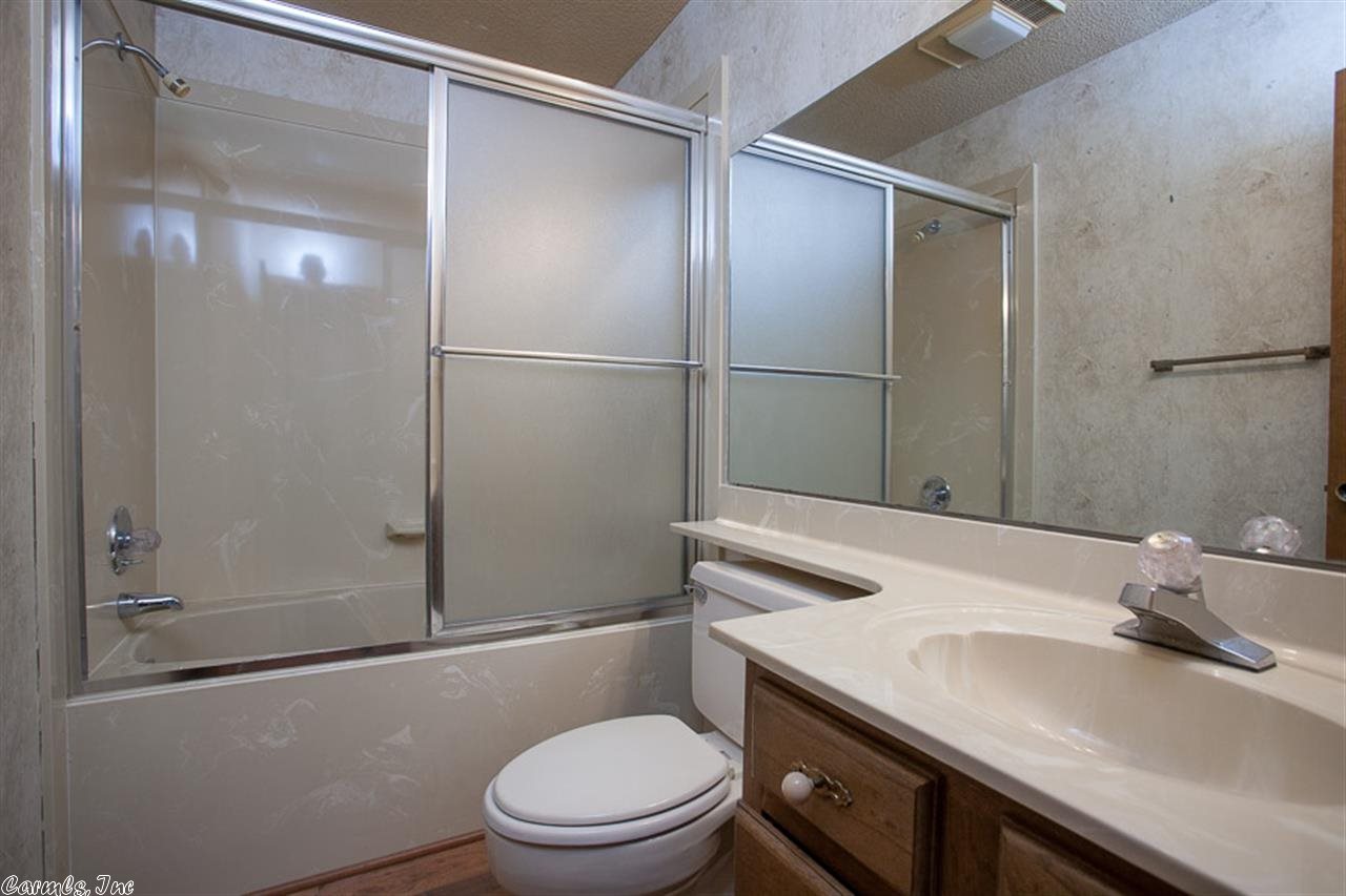 The Landing of Cook Mountain - Residential