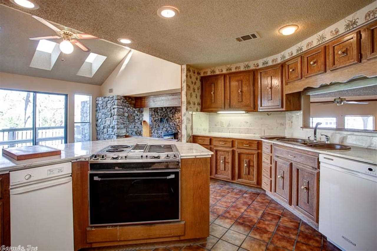 The Landing of Cook Mountain - Residential