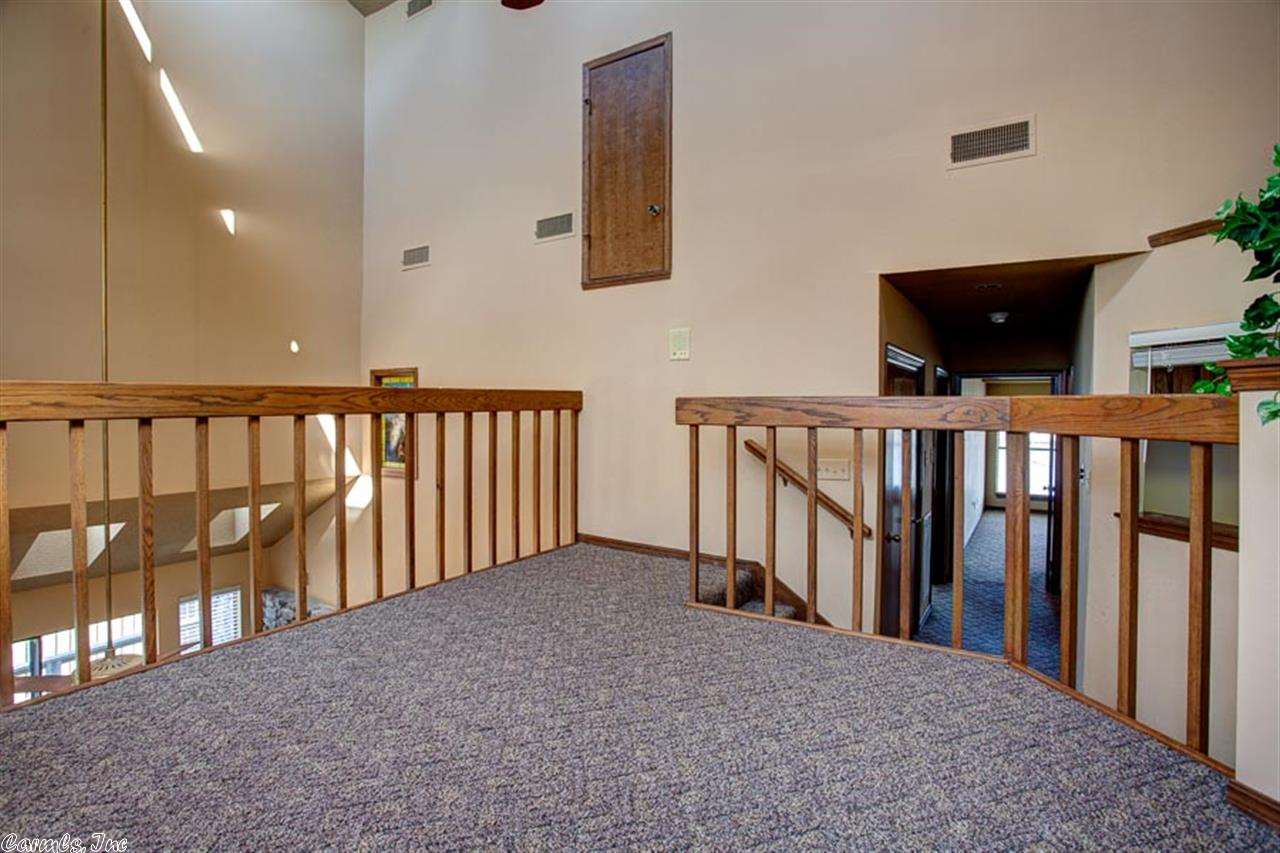 The Landing of Cook Mountain - Residential