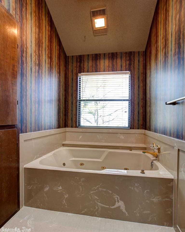 The Landing of Cook Mountain - Residential