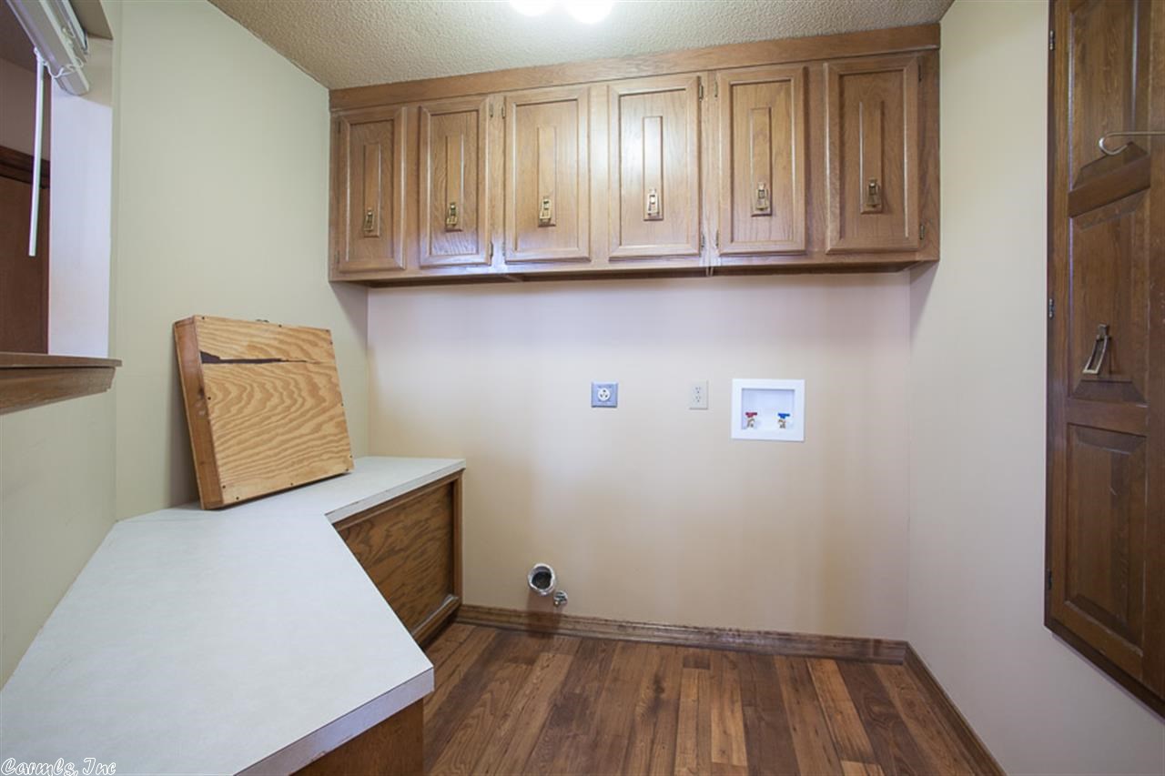 The Landing of Cook Mountain - Residential