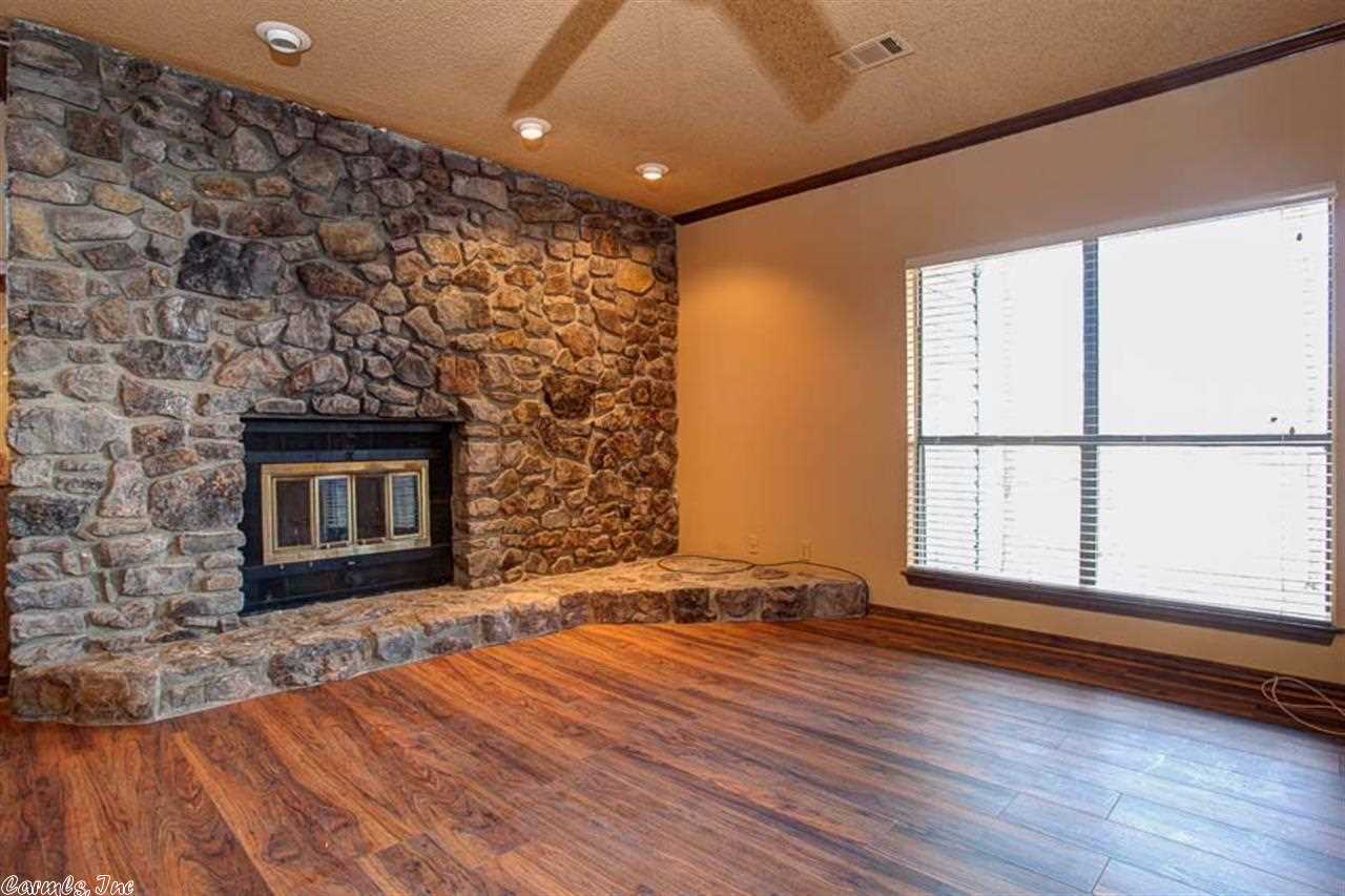 The Landing of Cook Mountain - Residential