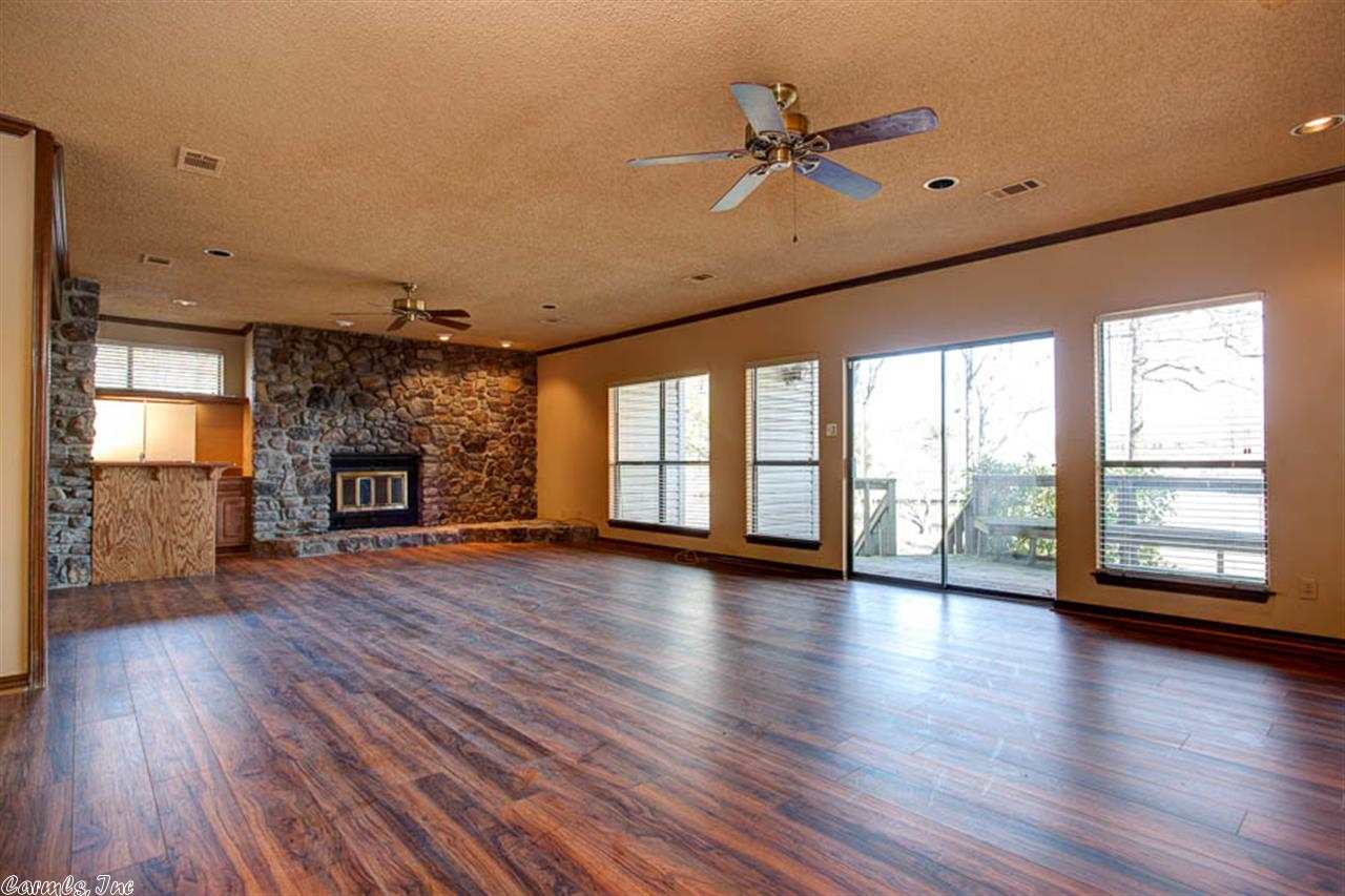 The Landing of Cook Mountain - Residential