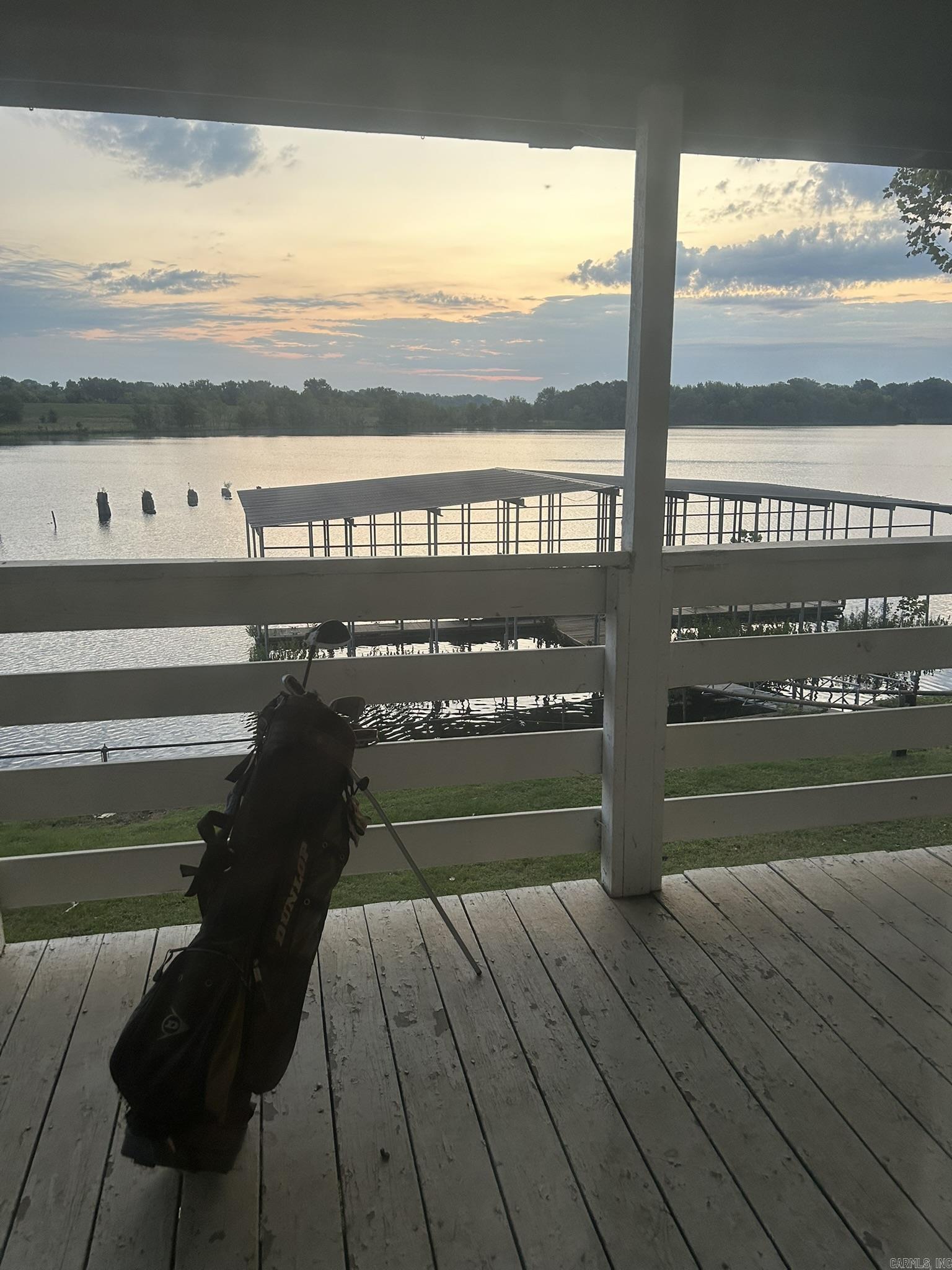 RIVERSIDE PARK - Residential