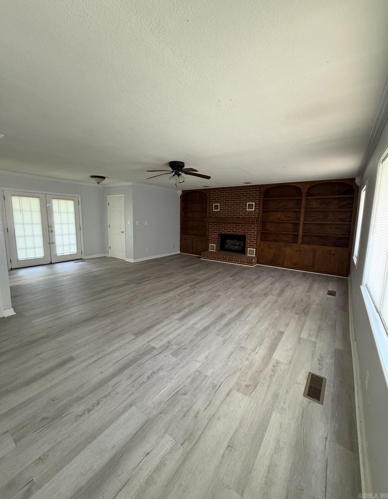 FORREST HILLS - Residential
