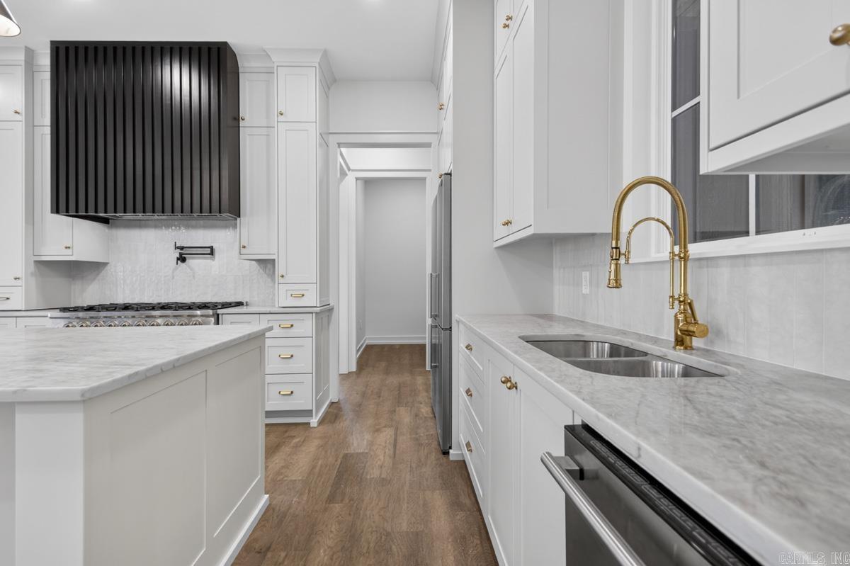 SUNGATE SUBDIVISION - Residential