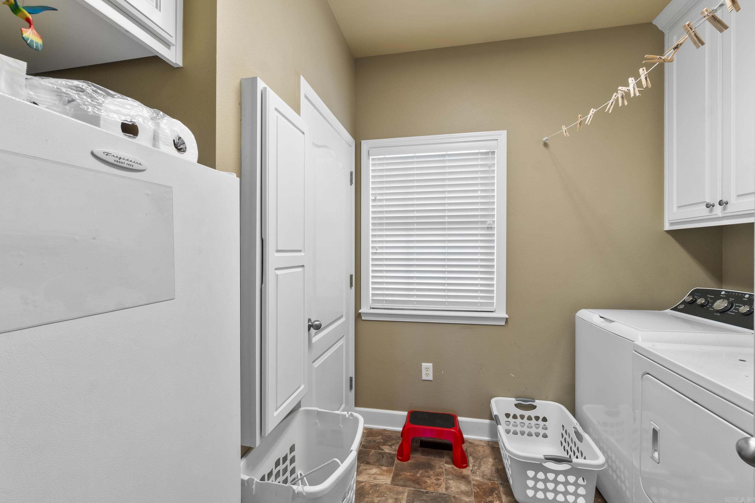 VALLEY ELMS S/D - Residential