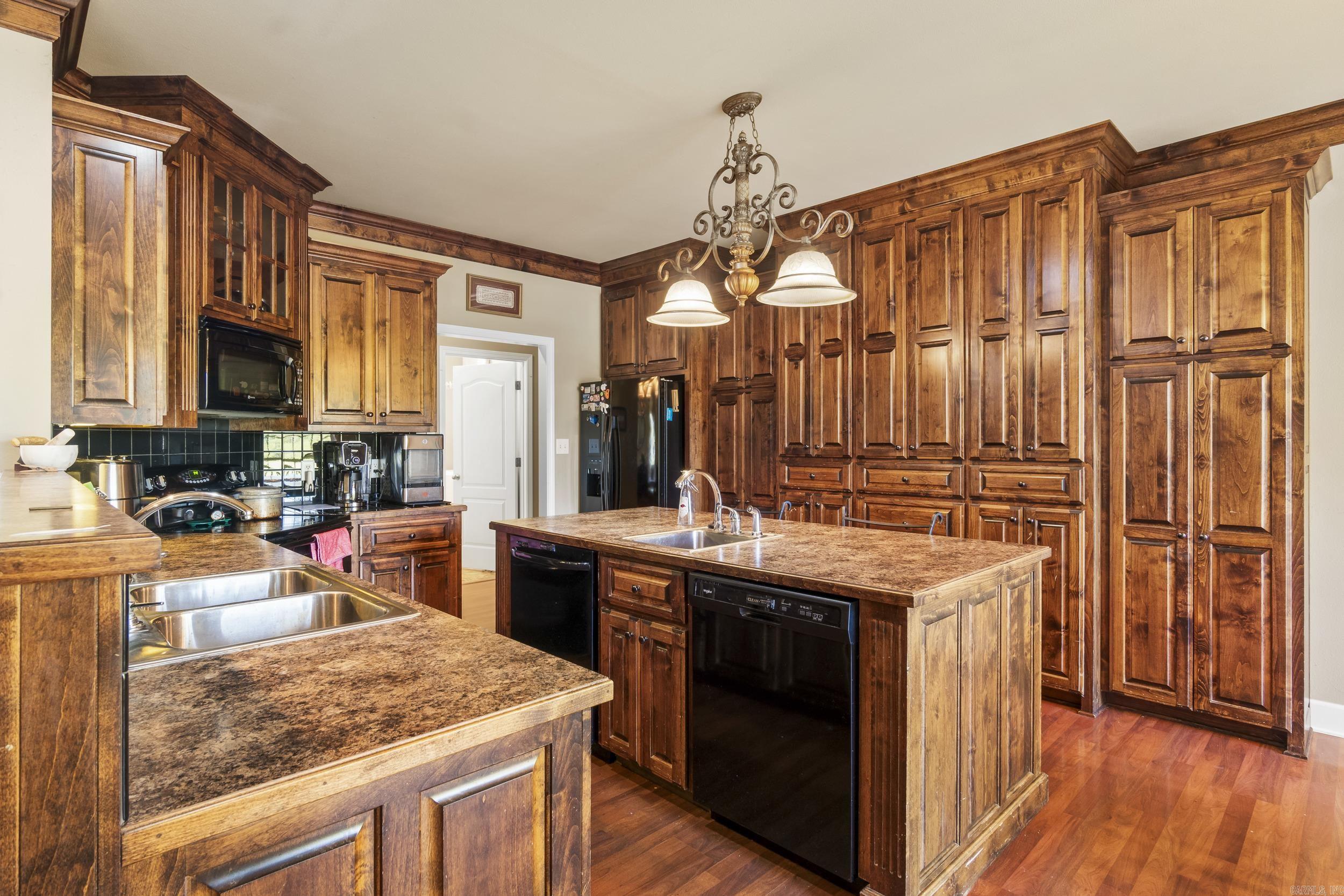 VALLEY ELMS S/D - Residential