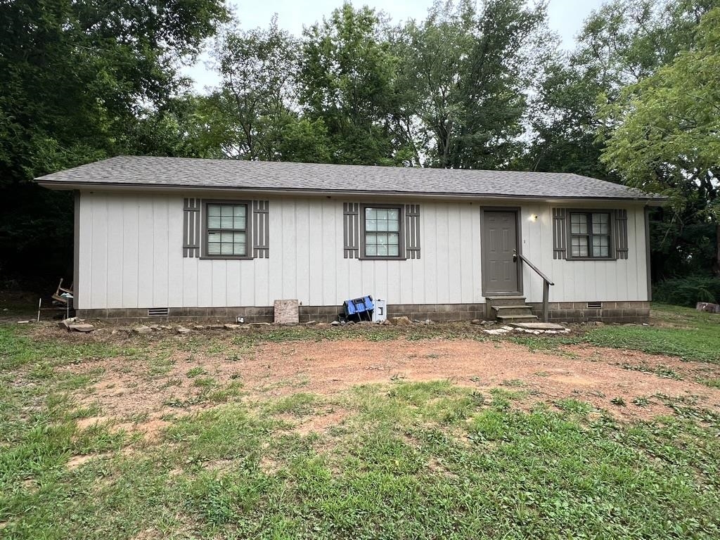 3BR 2BA Home, new HVAC, .61 acre lot