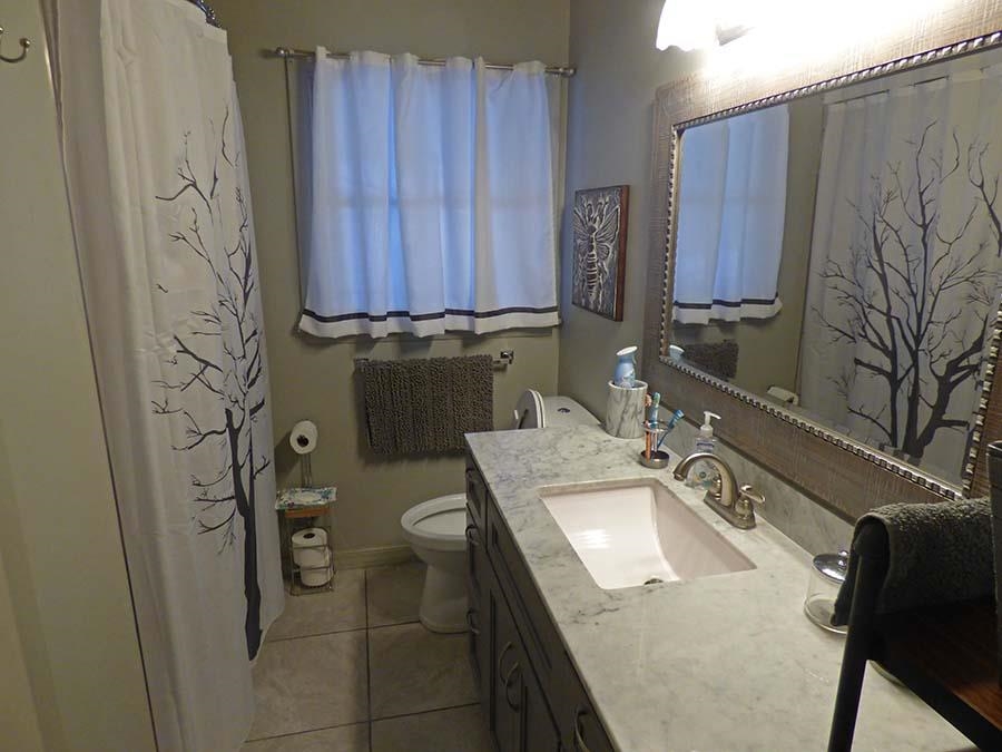 WEST LAKES ESTATES 2ND - Residential