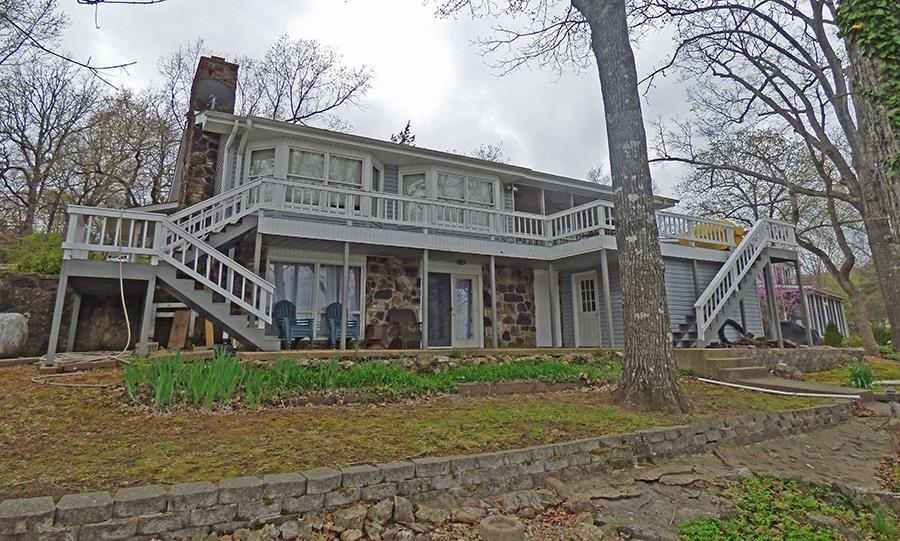 WEST LAKES ESTATES 2ND - Residential