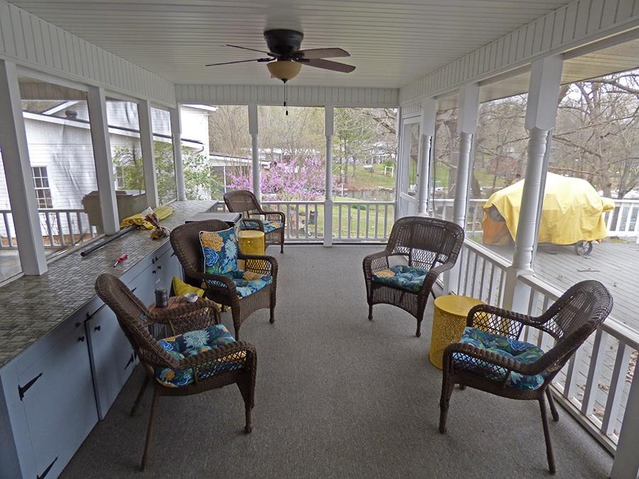 WEST LAKES ESTATES 2ND - Residential