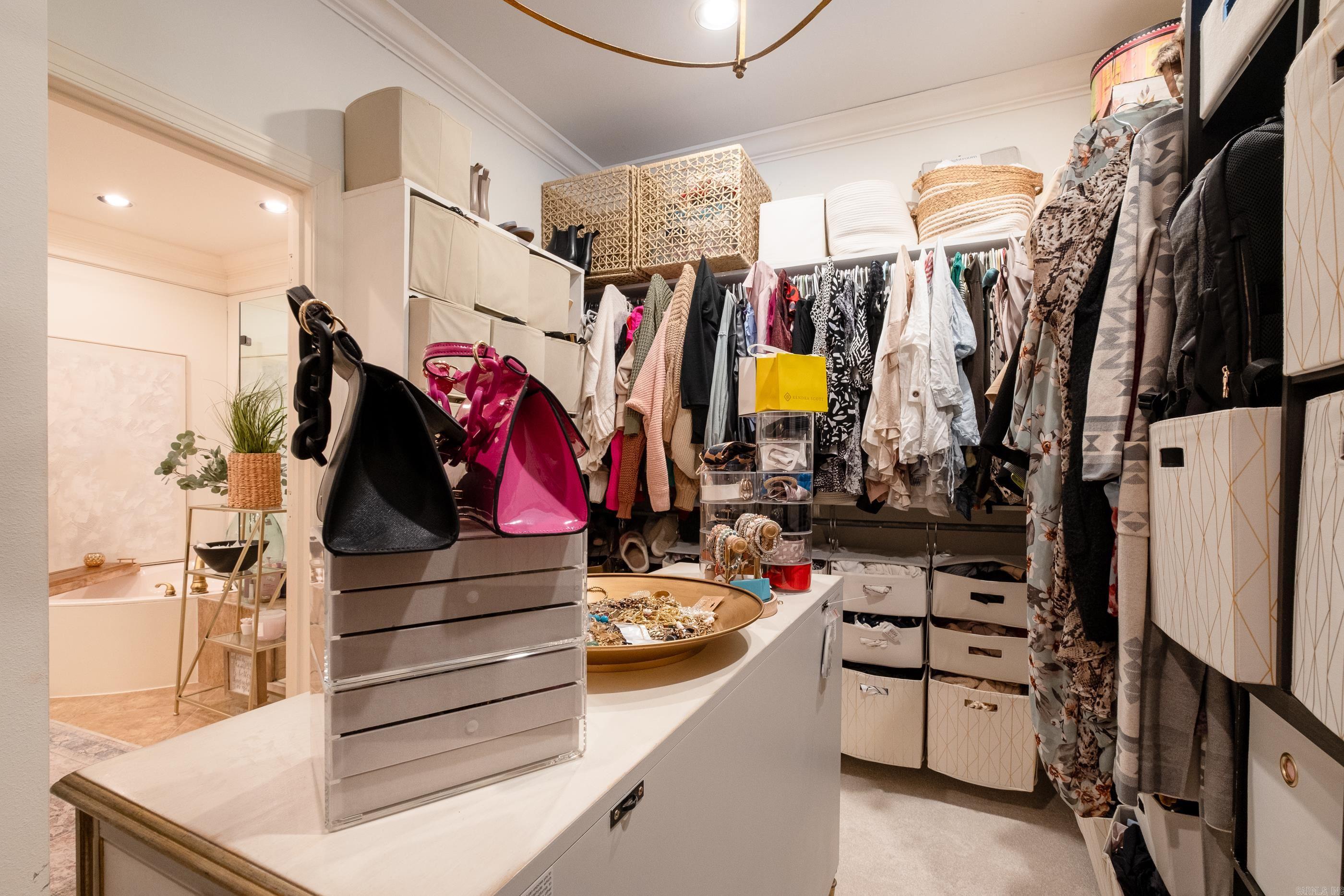 CHENAL VALLEY THE OAKS - Residential