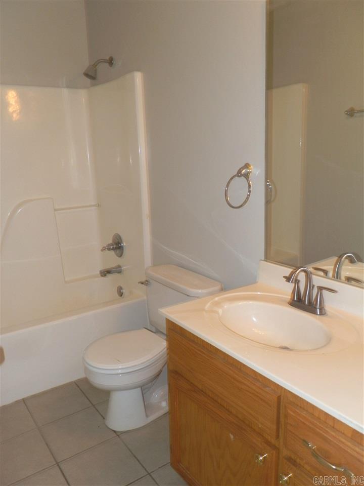 Deerfield Acres - Residential Lease