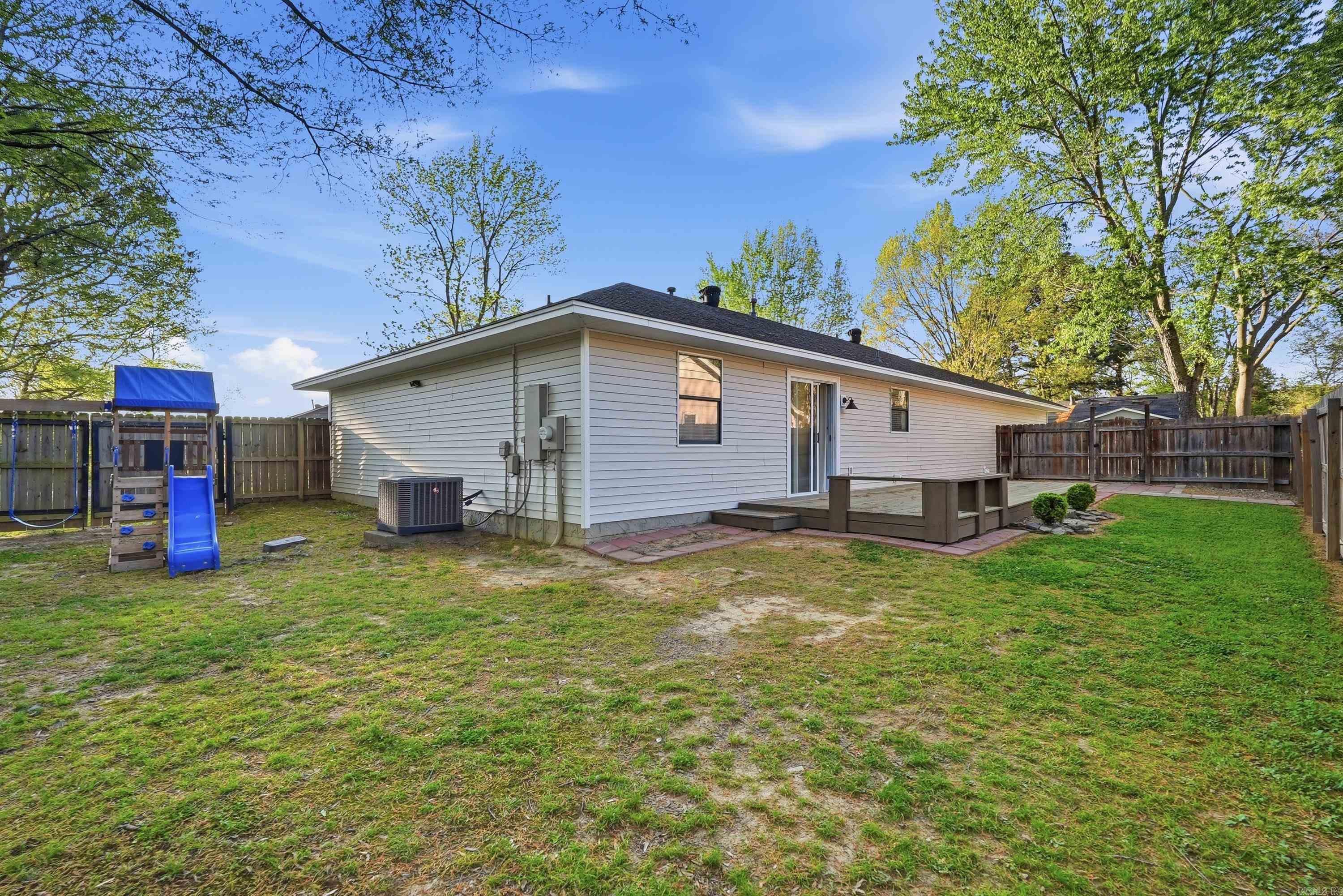 BRIAR SPRINGS - Residential