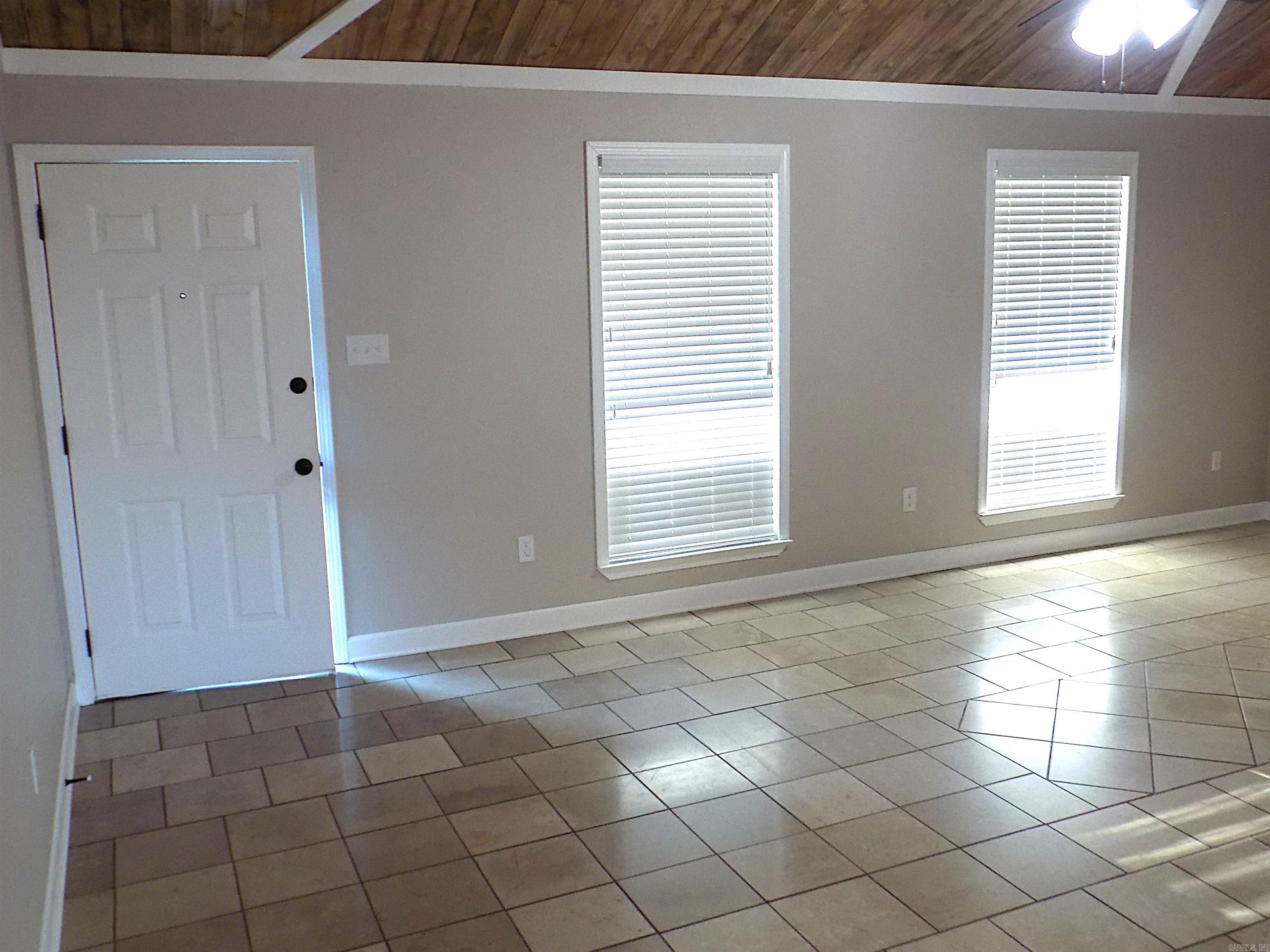 BRIAR SPRINGS - Residential