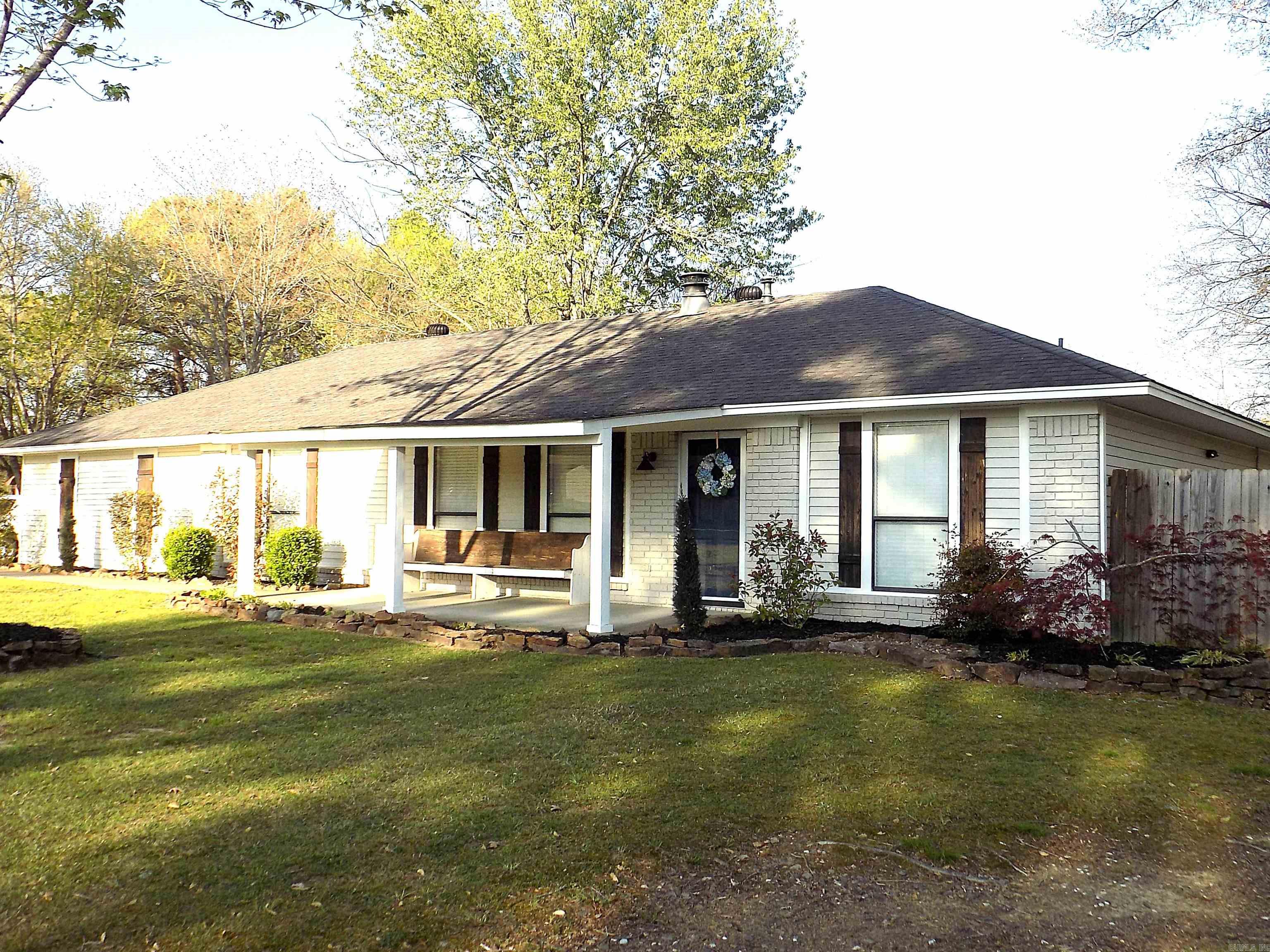 BRIAR SPRINGS - Residential