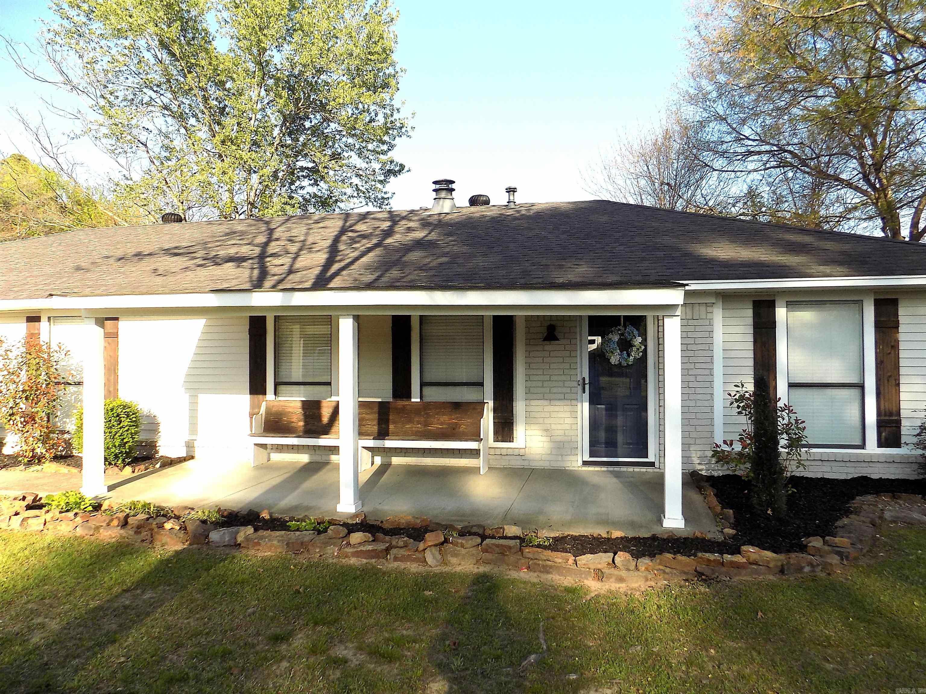 BRIAR SPRINGS - Residential