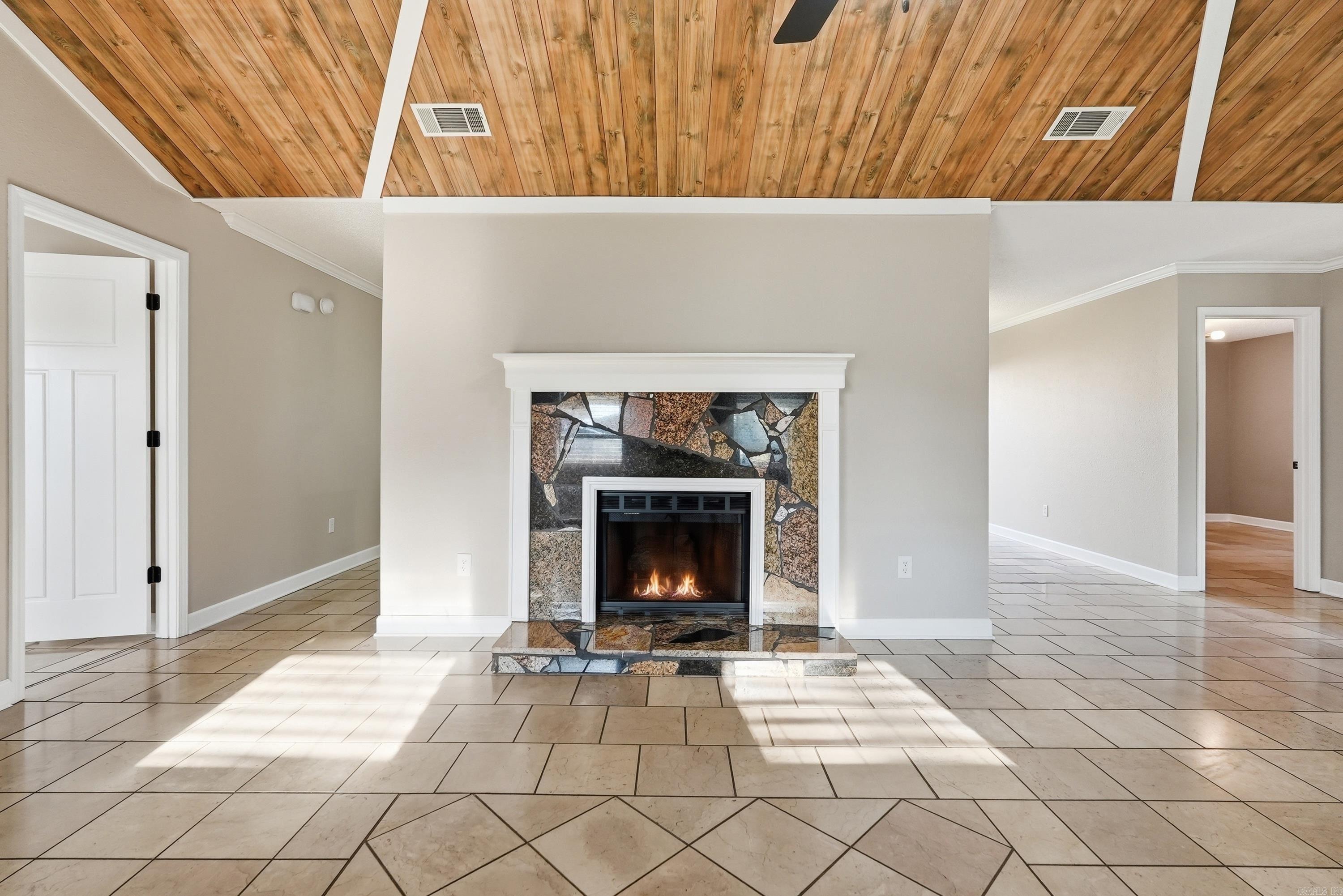 BRIAR SPRINGS - Residential