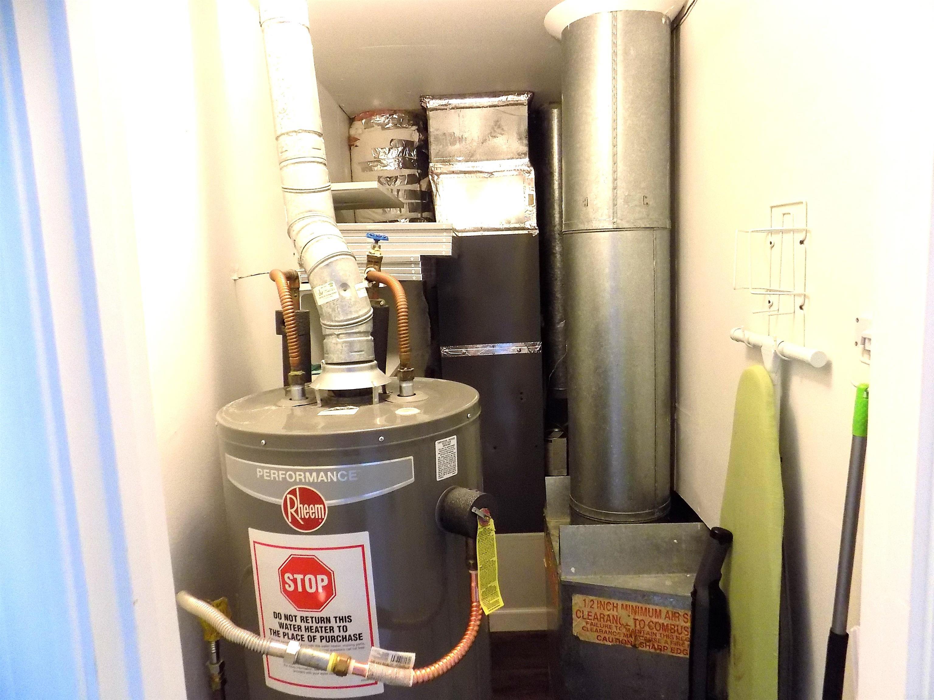 BRIAR SPRINGS - Residential