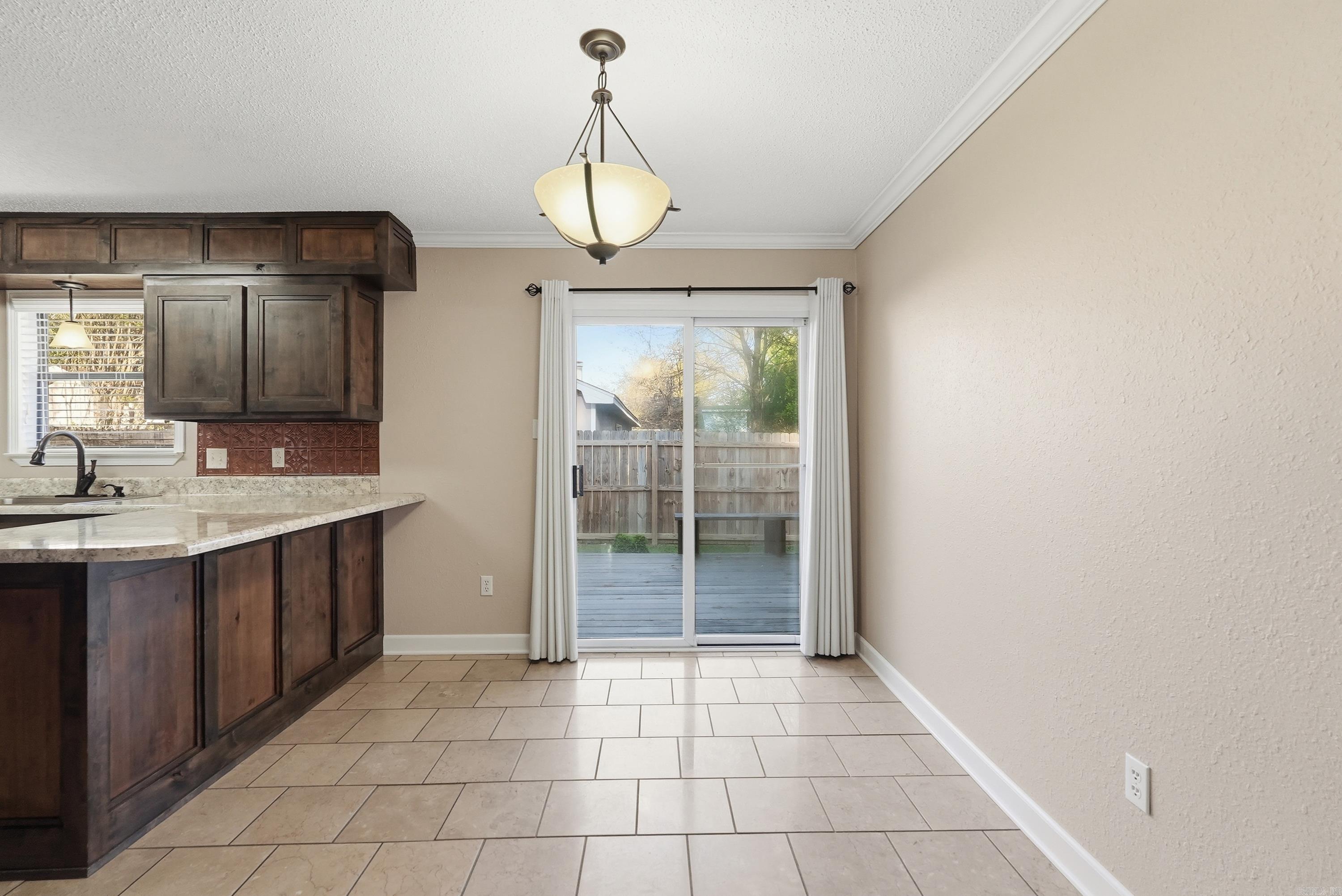 BRIAR SPRINGS - Residential