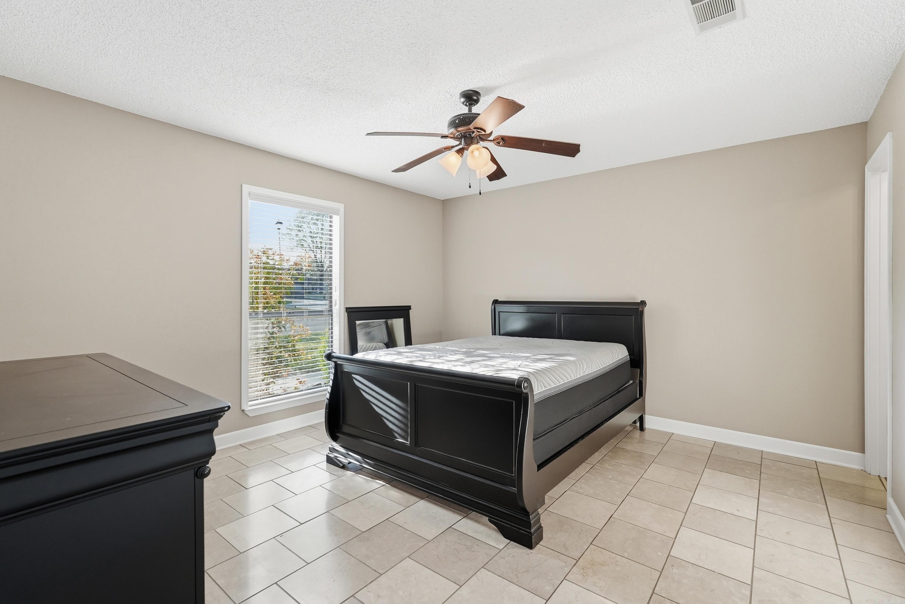 BRIAR SPRINGS - Residential