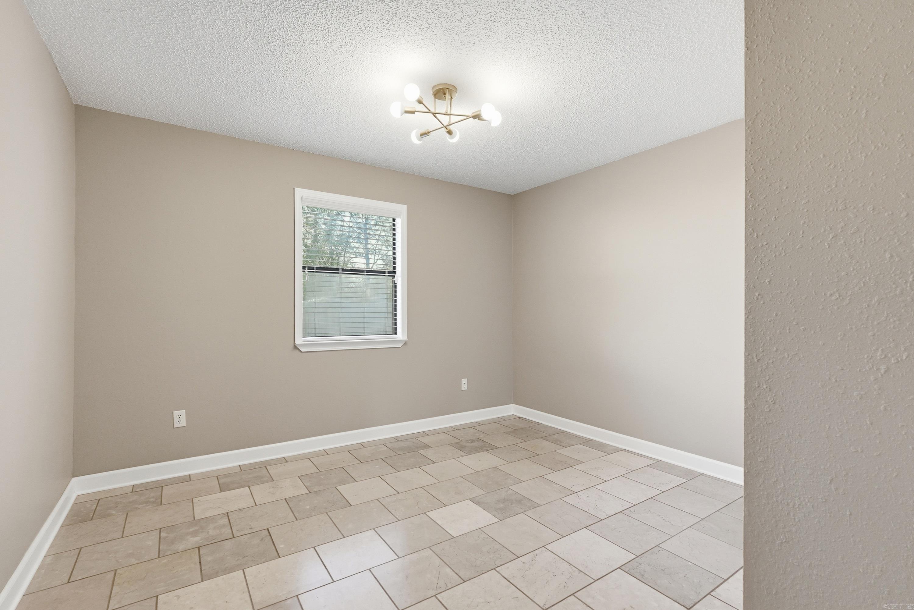 BRIAR SPRINGS - Residential