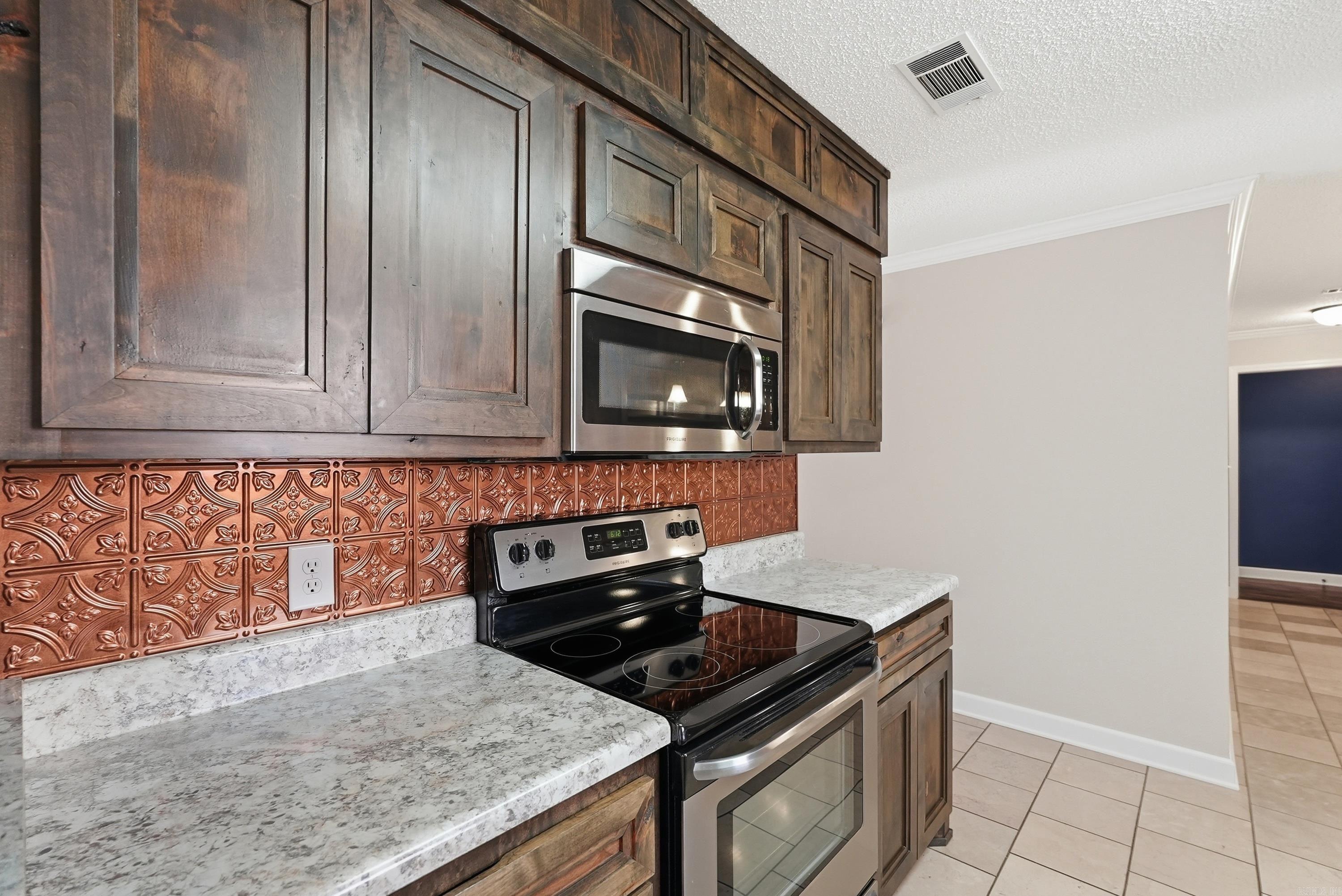 BRIAR SPRINGS - Residential