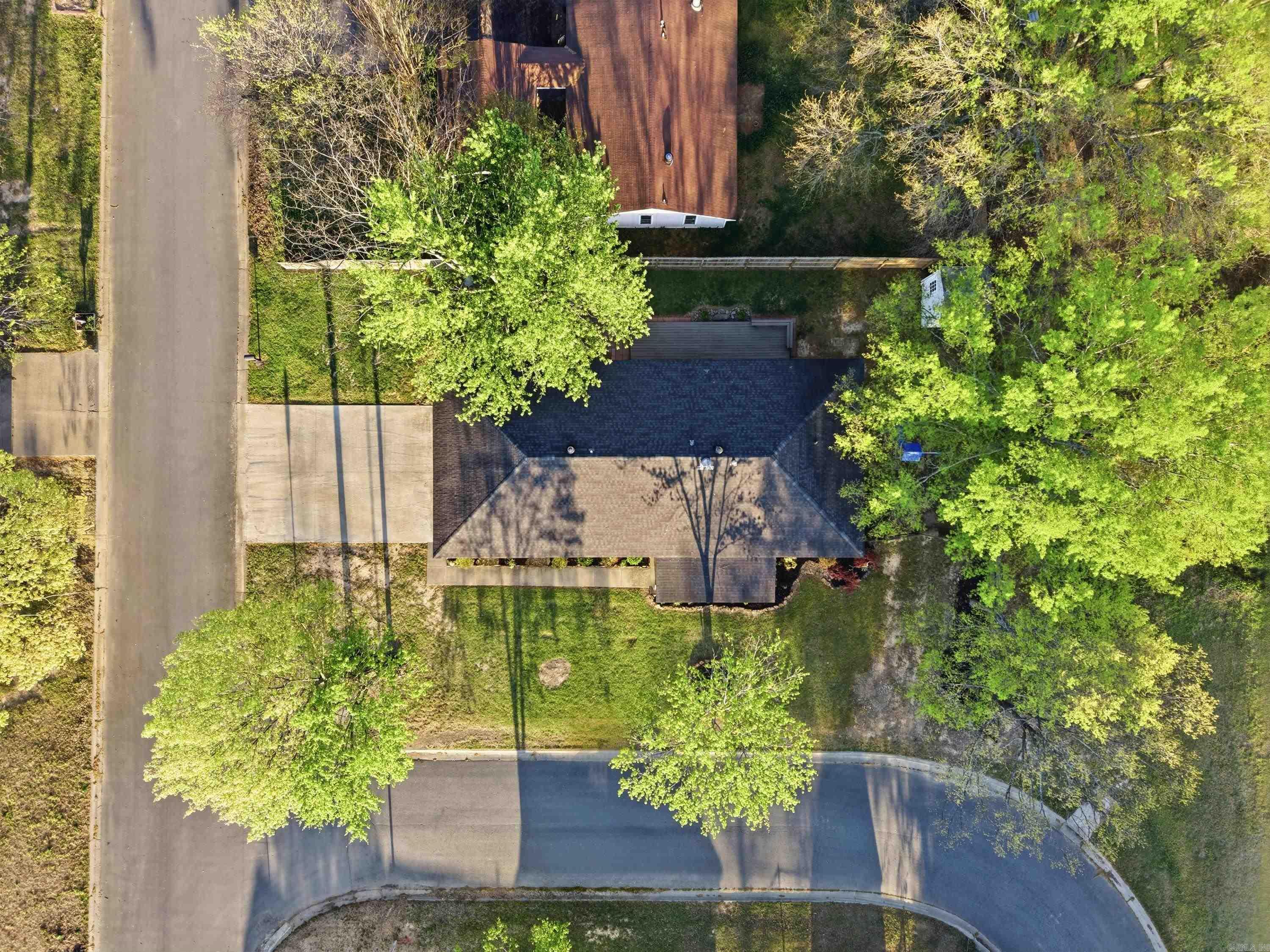 BRIAR SPRINGS - Residential