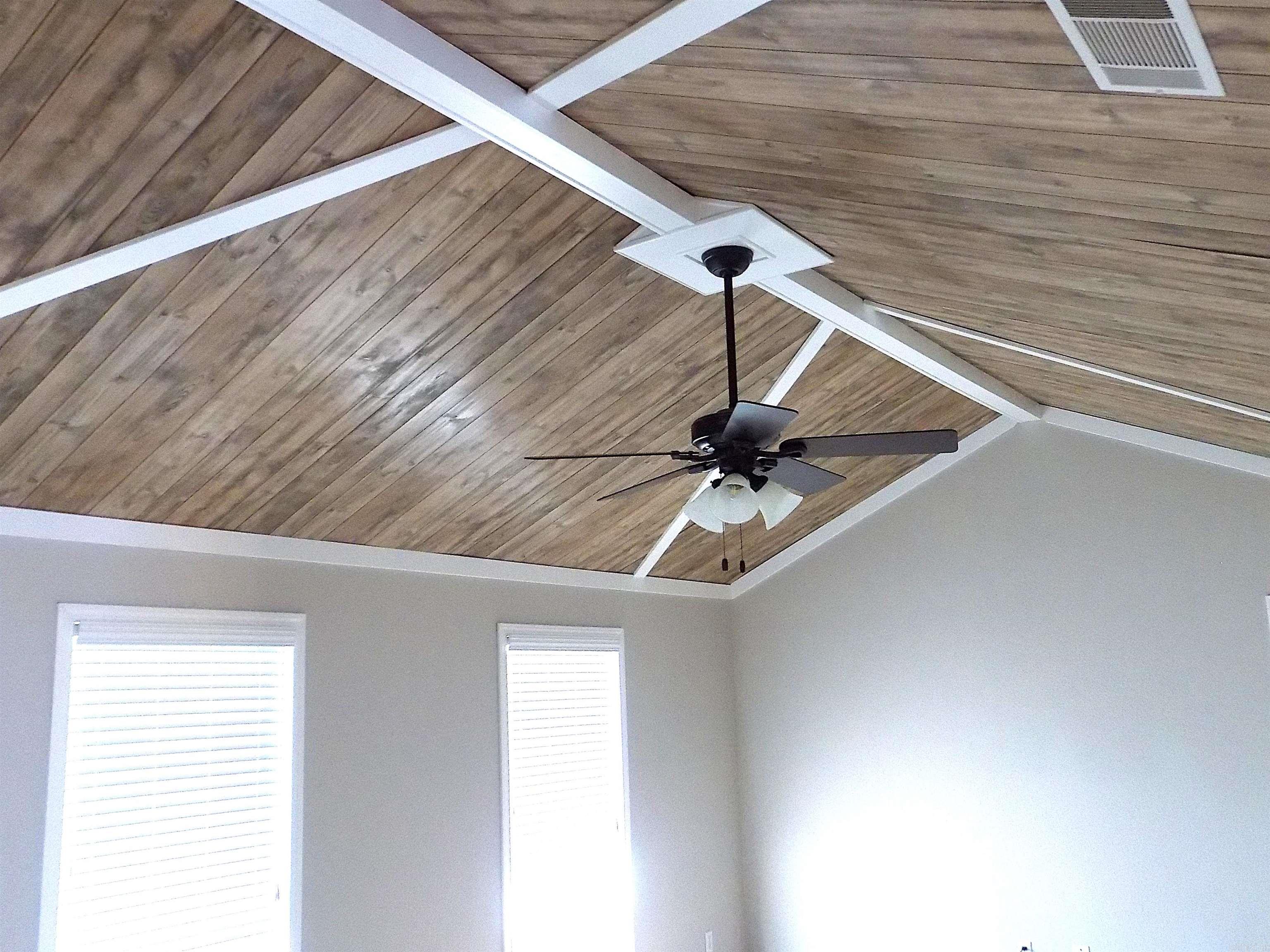 BRIAR SPRINGS - Residential