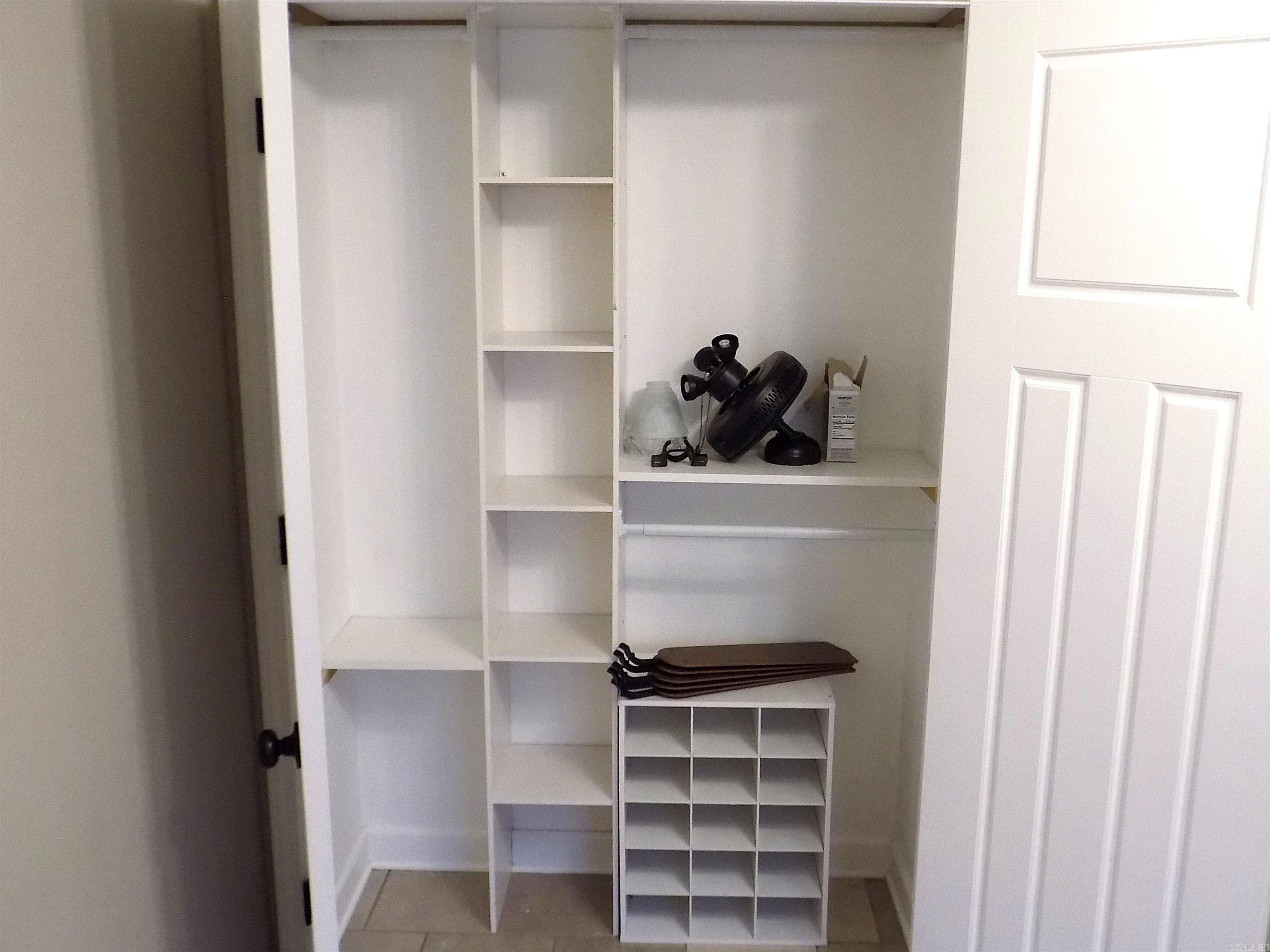 BRIAR SPRINGS - Residential