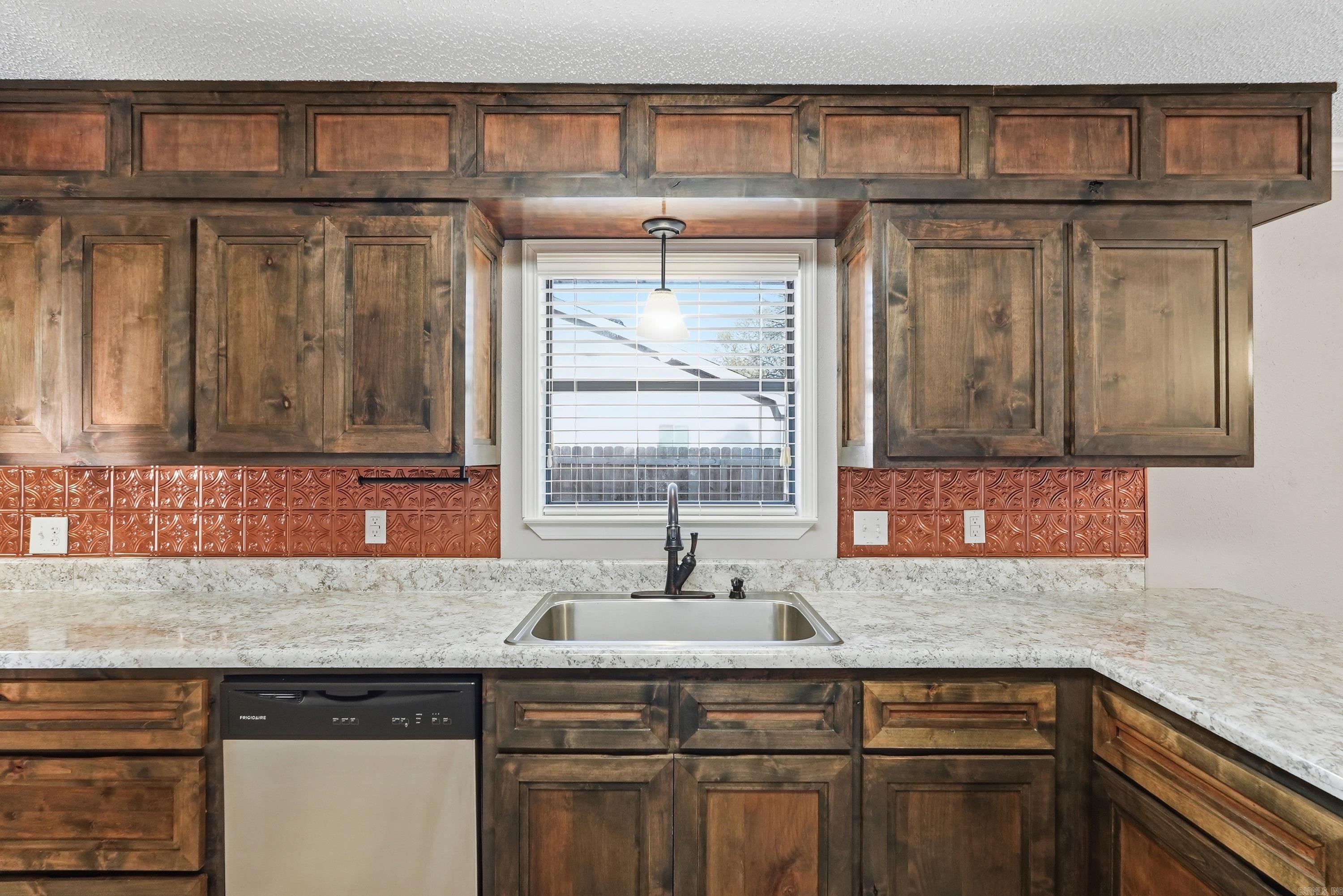 BRIAR SPRINGS - Residential