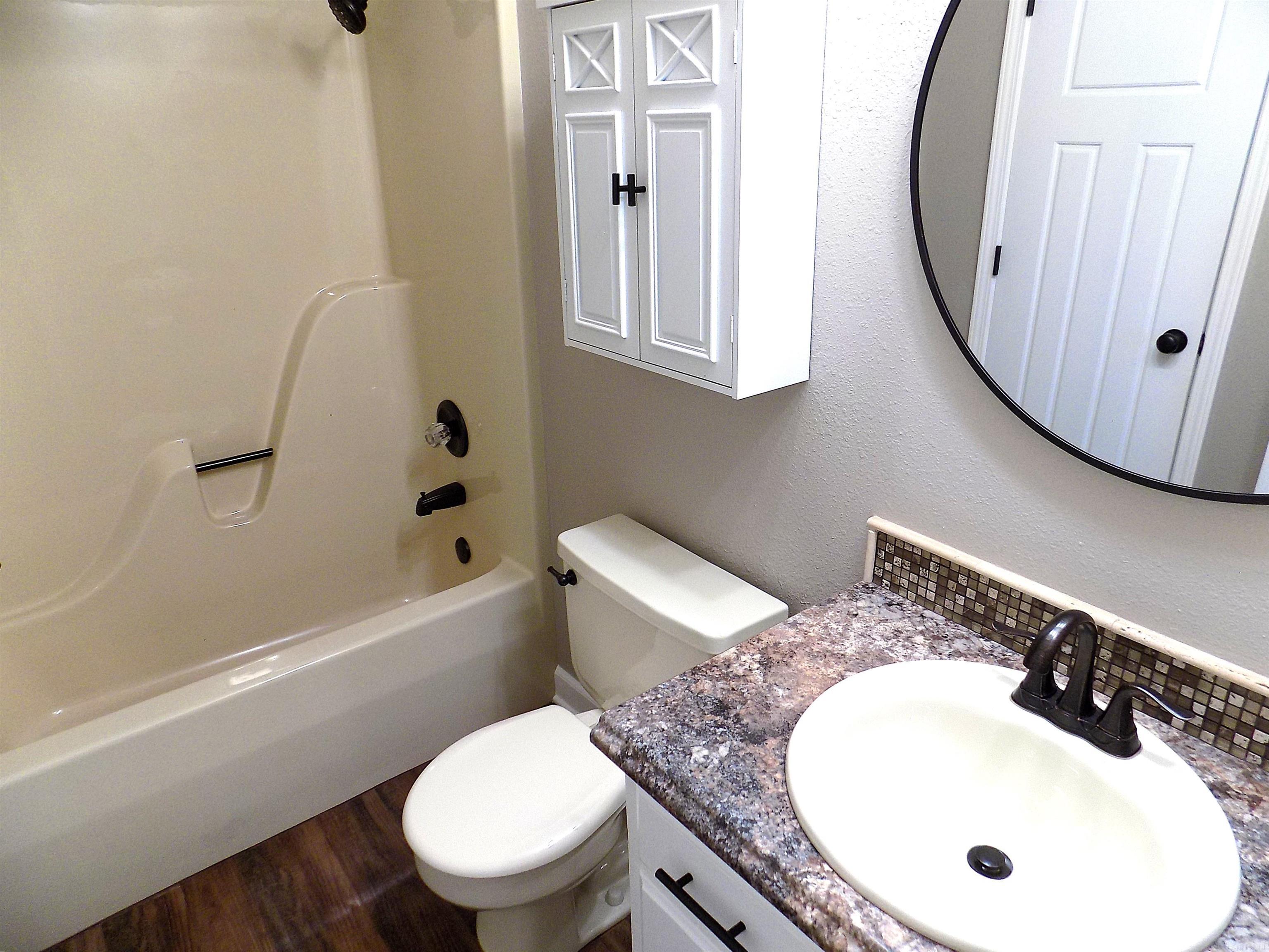 BRIAR SPRINGS - Residential