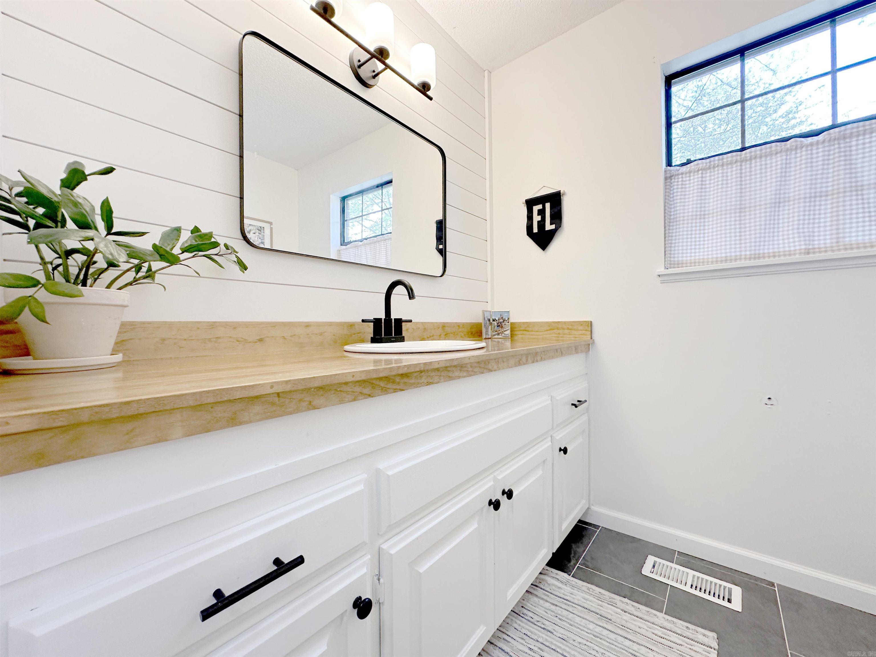 OTTER CREEK COMMUNITY - Residential