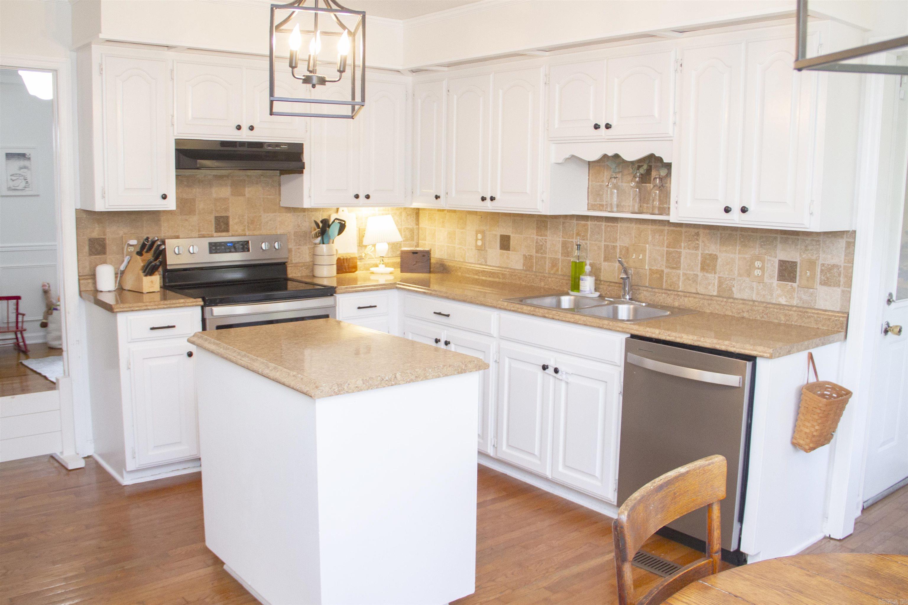 OTTER CREEK COMMUNITY - Residential