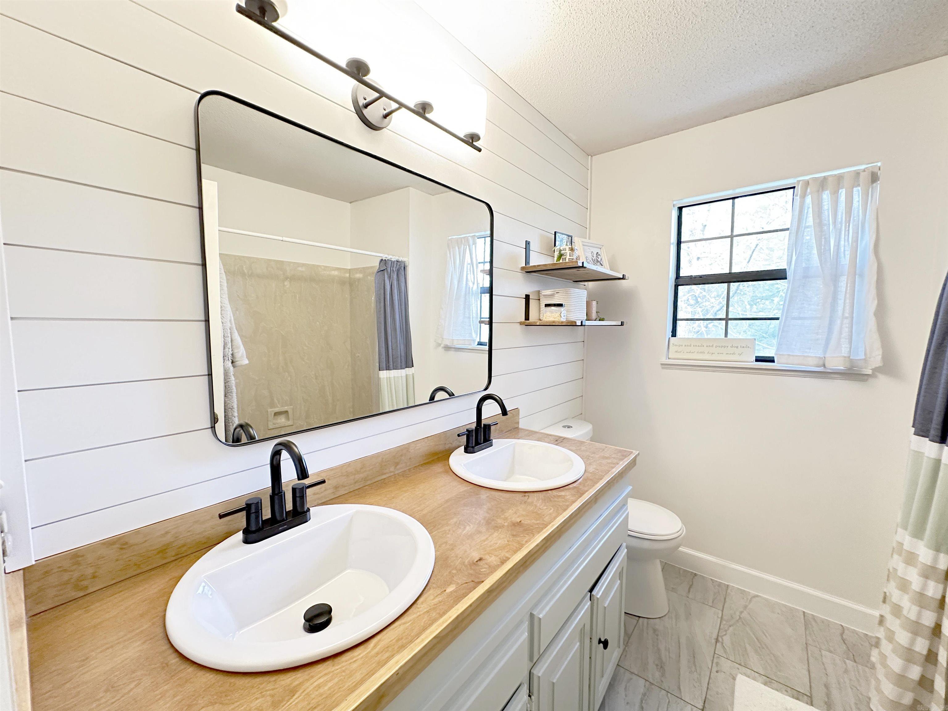 OTTER CREEK COMMUNITY - Residential