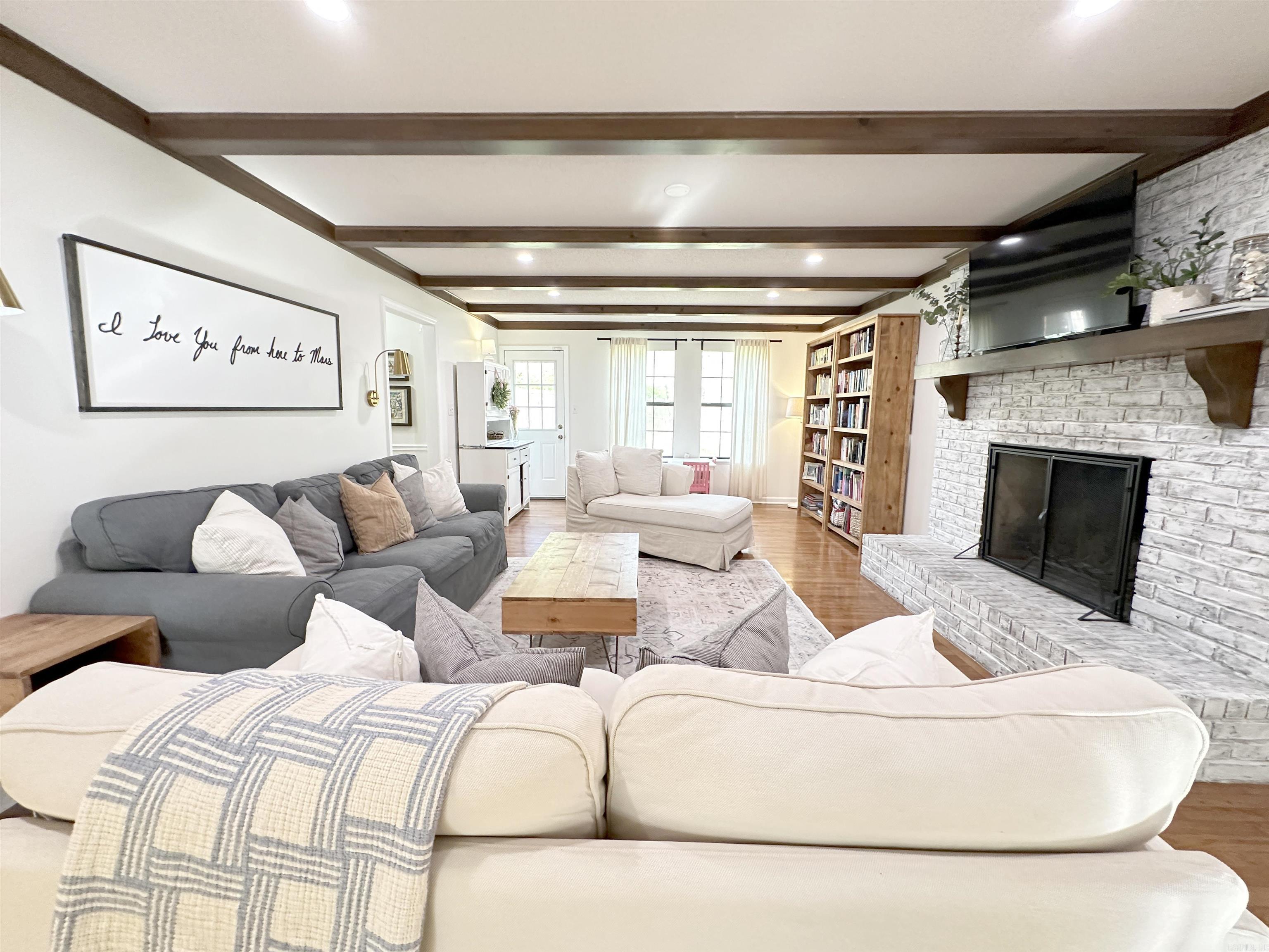 OTTER CREEK COMMUNITY - Residential