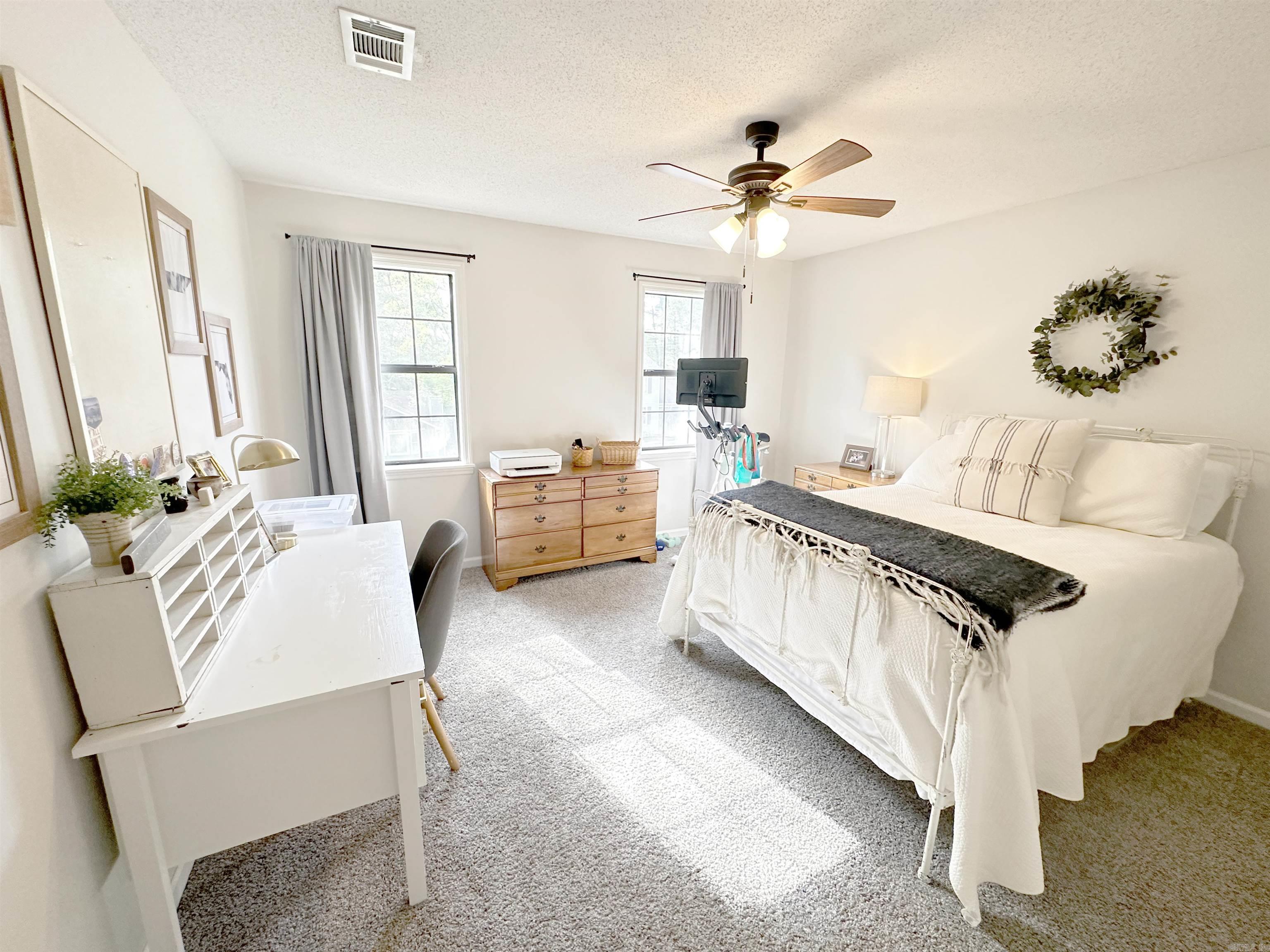 OTTER CREEK COMMUNITY - Residential